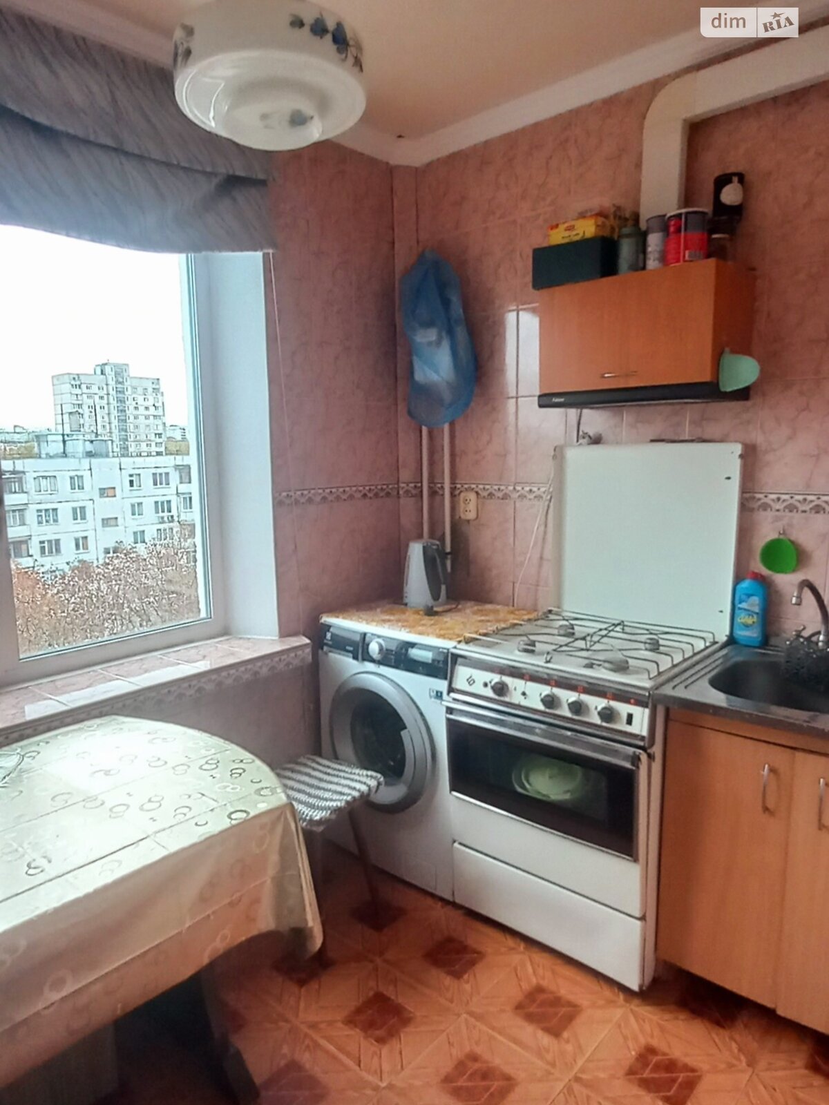 Продаж трикімнатної квартири в Харкові, на вул. Академіка Павлова 140, район 521-ий мікрорайон фото 1