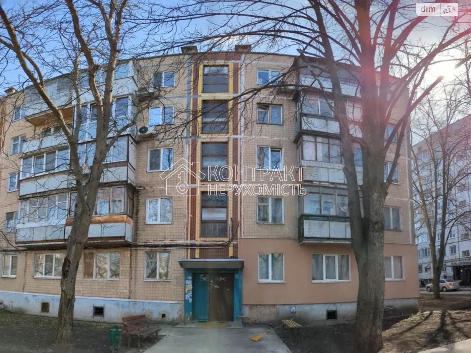 Продажа четырехкомнатной квартиры в Харькове, на ул. Гвардейцев-Широнинцев, район 521-ый микрорайон фото 1 Продажа четырехкомнатной квартиры в Харькове, на ул. Гвардейцев-Широнинцев, район 521-ый микрорайон фото 1