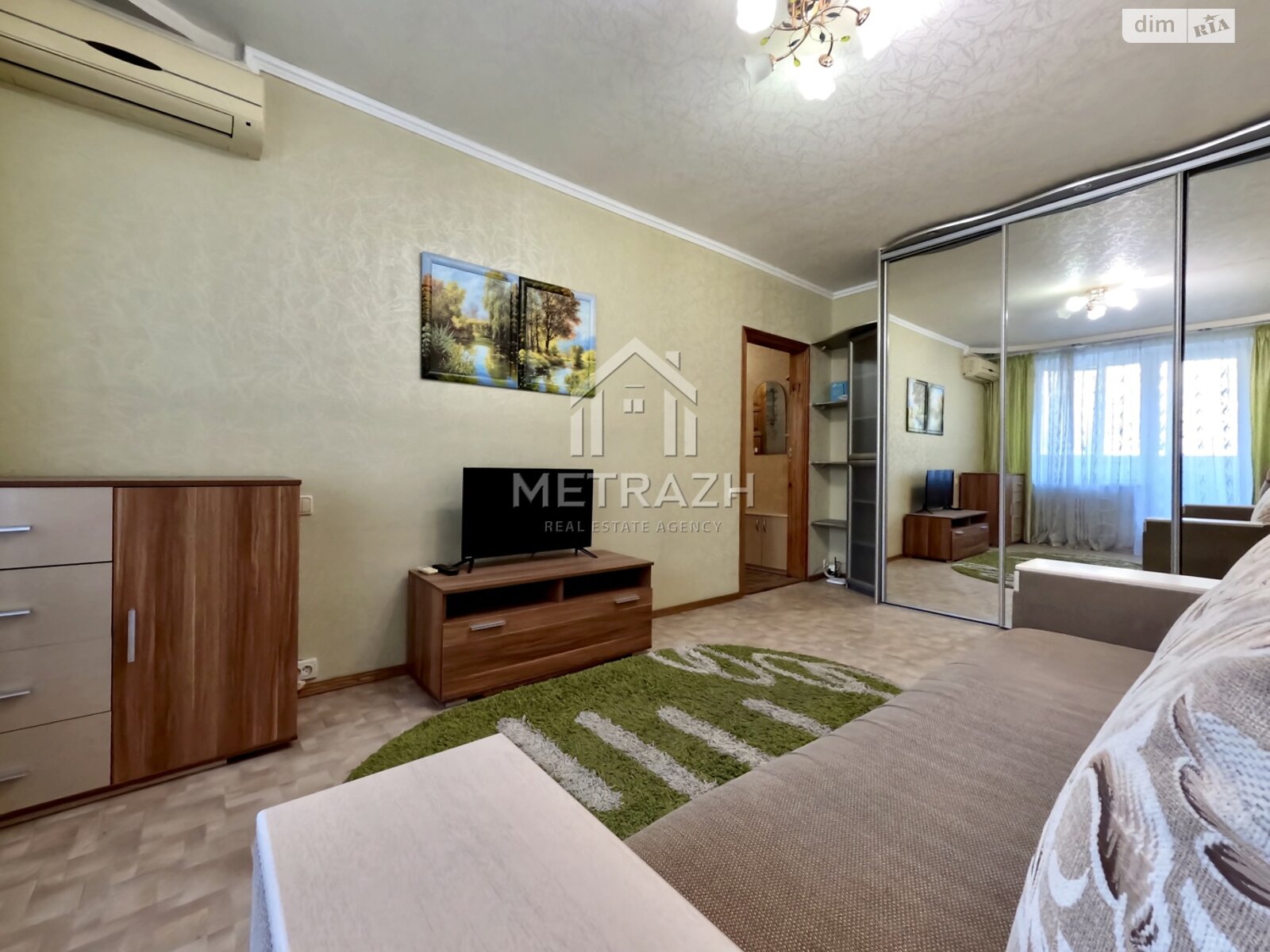 Продажа однокомнатной квартиры в Харькове, на ул. Гвардейцев-Широнинцев 69/42, район 521-ый микрорайон фото 1 Продажа однокомнатной квартиры в Харькове, на ул. Гвардейцев-Широнинцев 69/42, район 521-ый микрорайон фото 1