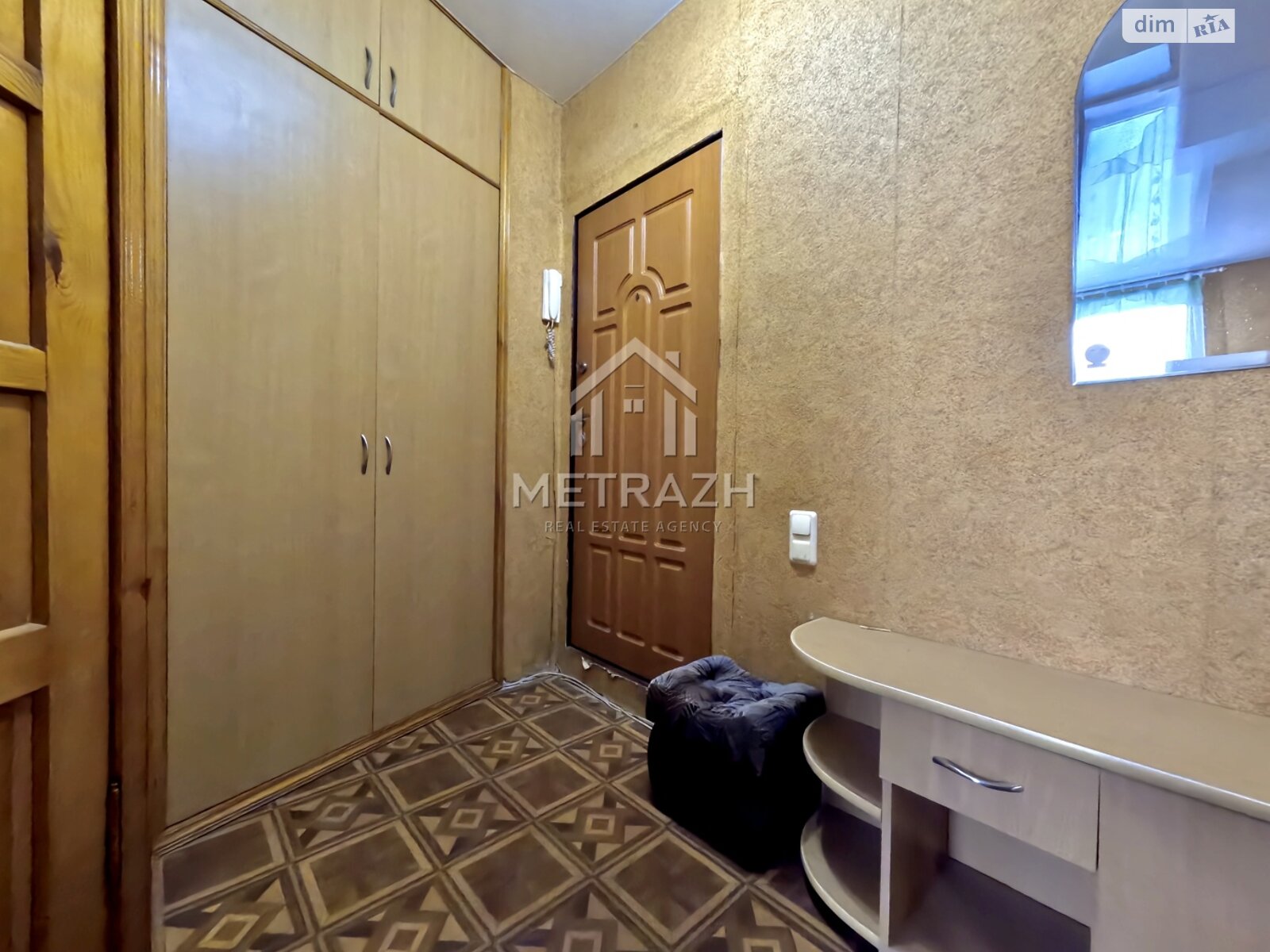 Продажа однокомнатной квартиры в Харькове, на ул. Гвардейцев-Широнинцев 69/42, район 521-ый микрорайон фото 1 Продажа однокомнатной квартиры в Харькове, на ул. Гвардейцев-Широнинцев 69/42, район 521-ый микрорайон фото 1