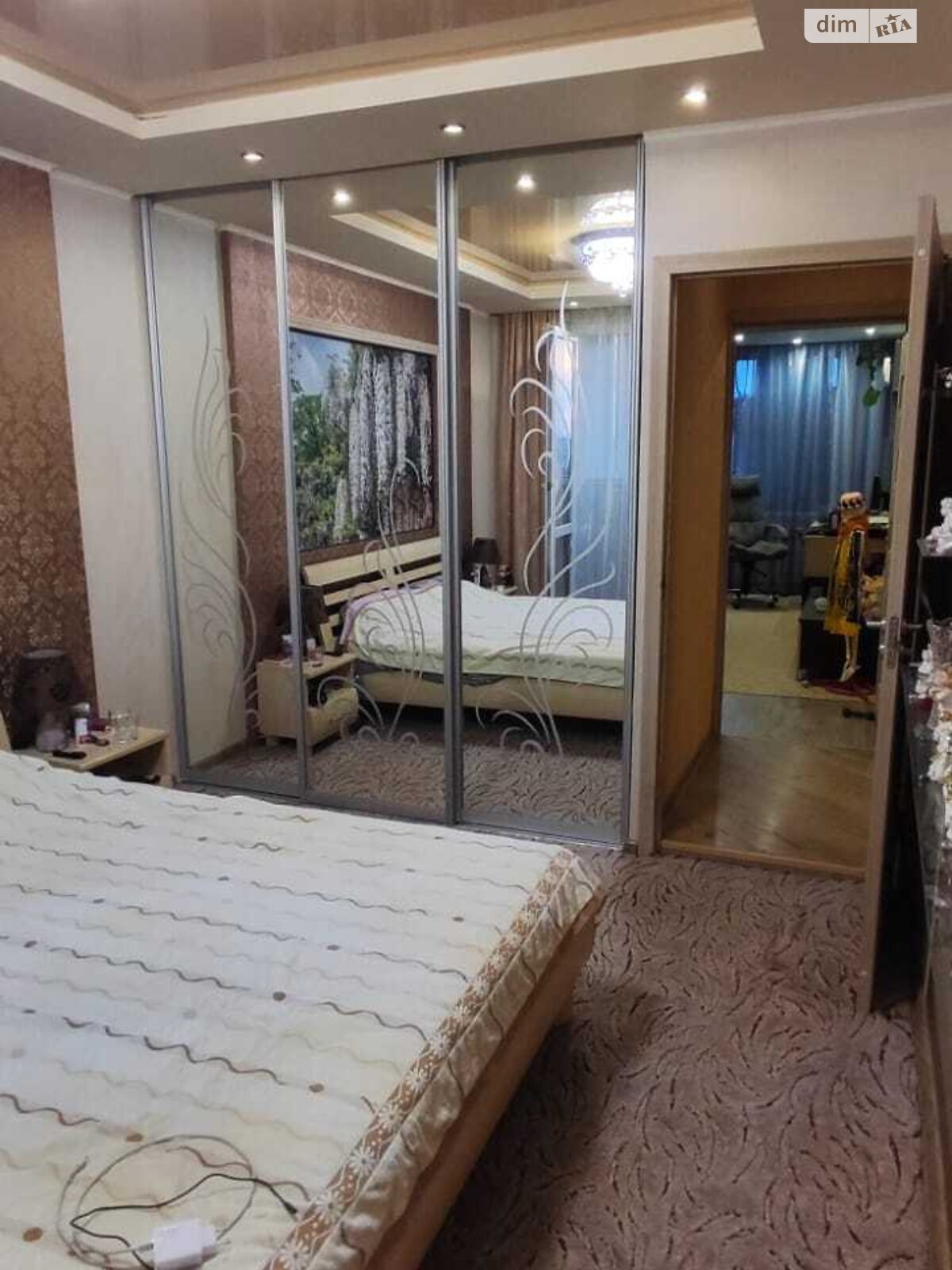 Продажа трехкомнатной квартиры в Харькове, на ул. Гвардейцев-Широнинцев 59, район 521-ый микрорайон фото 1