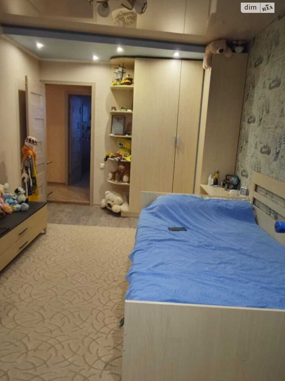 Продажа трехкомнатной квартиры в Харькове, на ул. Гвардейцев-Широнинцев 59, район 521-ый микрорайон фото 1