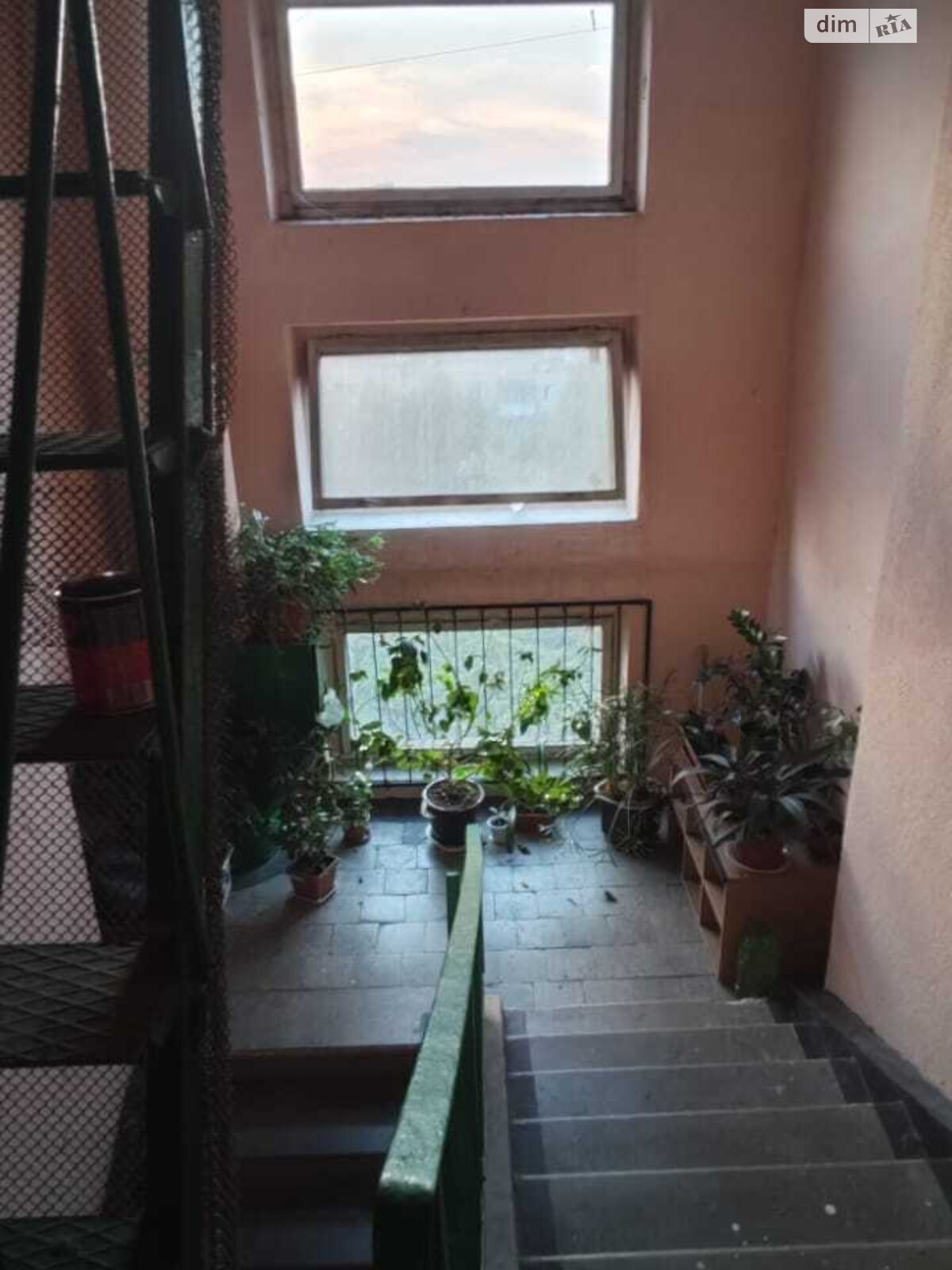 Продажа трехкомнатной квартиры в Харькове, на ул. Гвардейцев-Широнинцев 59, район 521-ый микрорайон фото 1