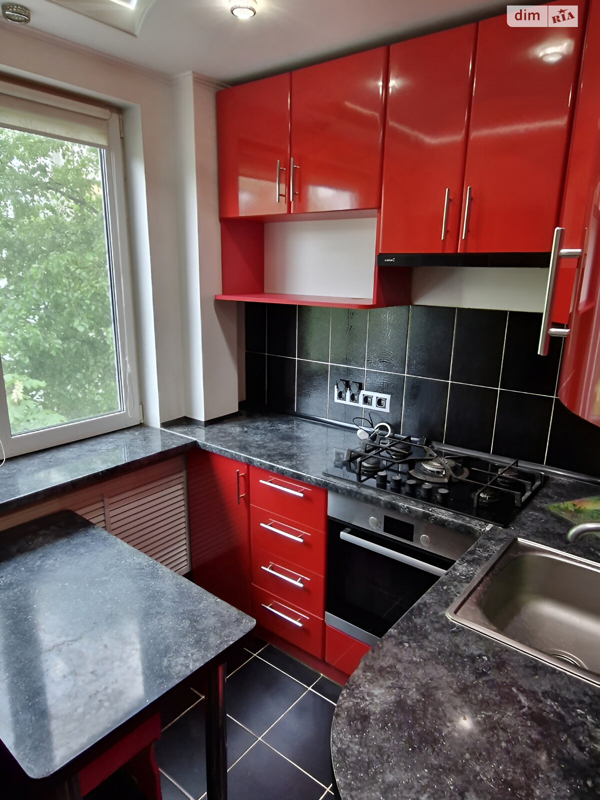 Продаж трикімнатної квартири в Харкові, на вул. Нескорених 30, район 521-ий мікрорайон фото 1 Продаж трикімнатної квартири в Харкові, на вул. Нескорених 30, район 521-ий мікрорайон фото 1