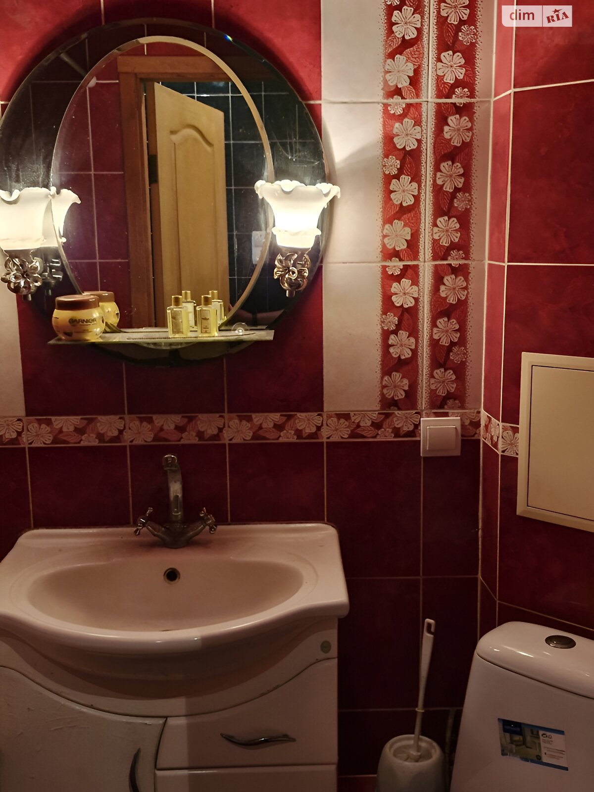 Продажа трехкомнатной квартиры в Харькове, на ул. Нескореных 30, район 521-ый микрорайон фото 1 Продажа трехкомнатной квартиры в Харькове, на ул. Нескореных 30, район 521-ый микрорайон фото 1