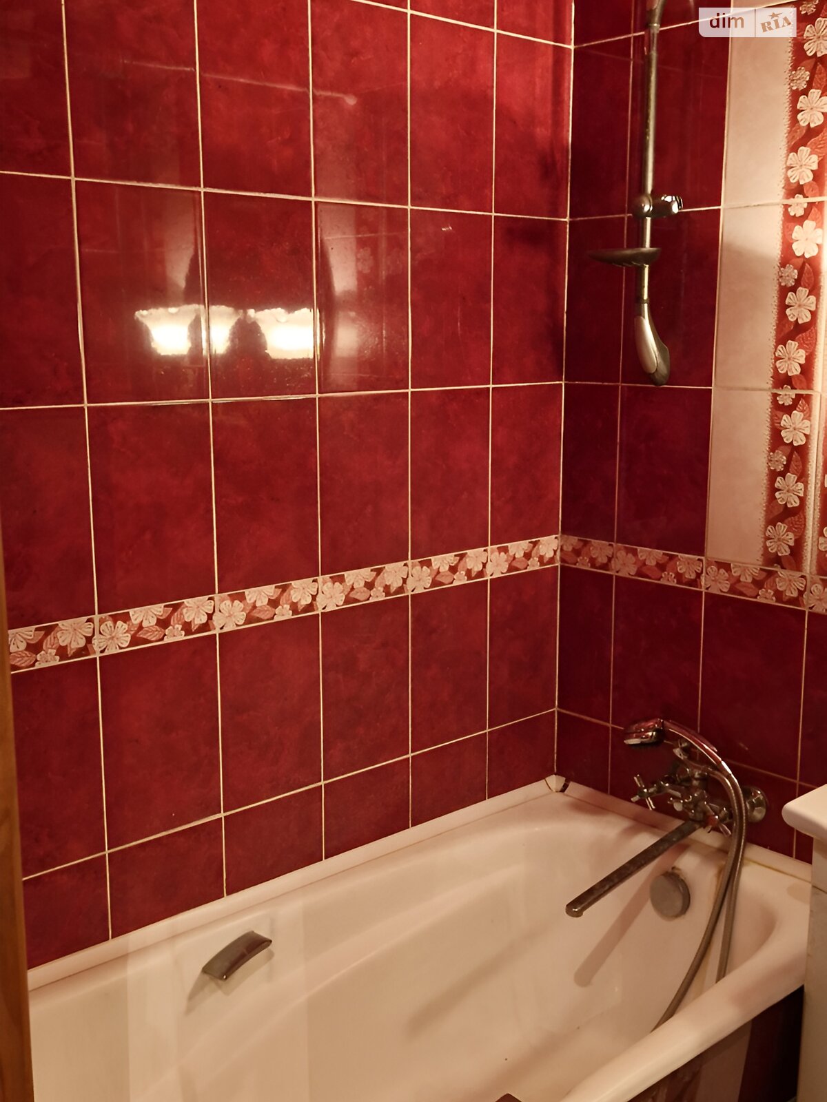 Продажа трехкомнатной квартиры в Харькове, на ул. Нескореных 30, район 521-ый микрорайон фото 1 Продажа трехкомнатной квартиры в Харькове, на ул. Нескореных 30, район 521-ый микрорайон фото 1