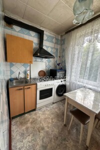 Продажа трехкомнатной квартиры в Харькове, на ул. Нескореных 38, район 521-ый микрорайон фото 2