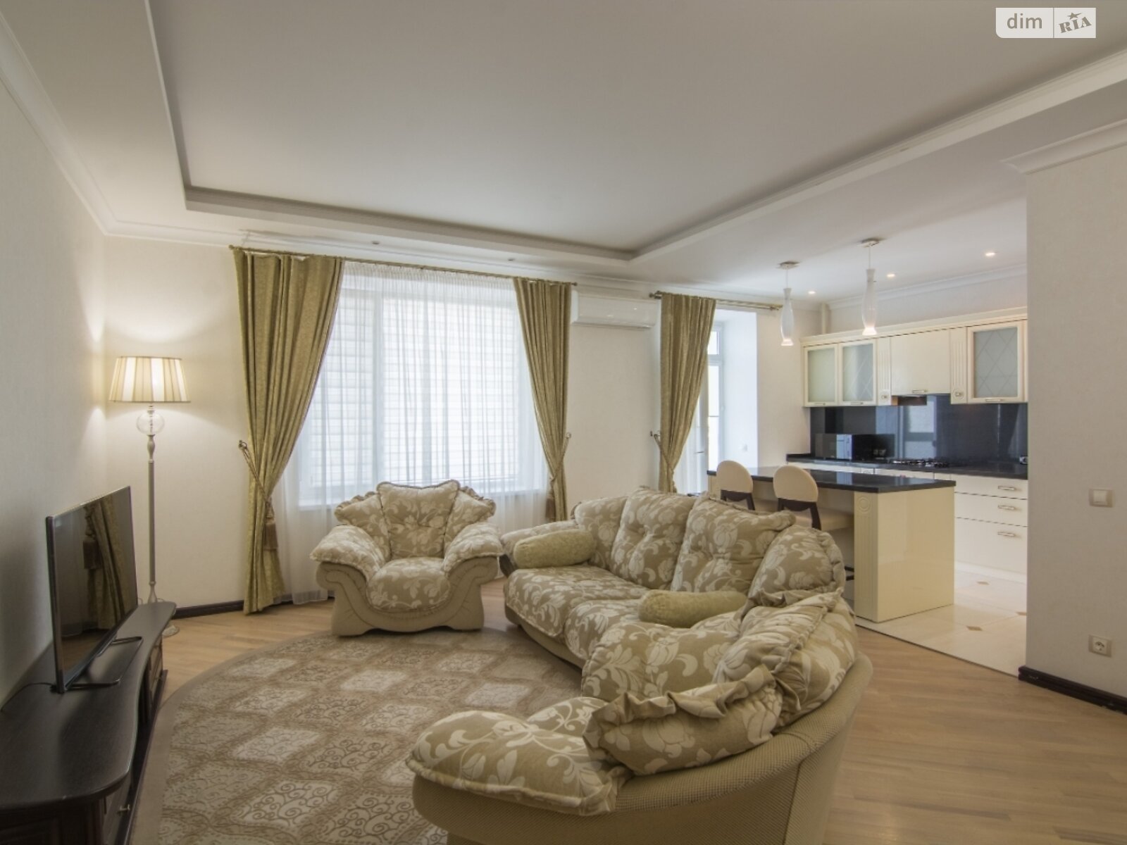 Продажа пятикомнатной квартиры в Харькове, на ул. Нескореных 32А, район 521-ый микрорайон фото 1 Продажа пятикомнатной квартиры в Харькове, на ул. Нескореных 32А, район 521-ый микрорайон фото 1