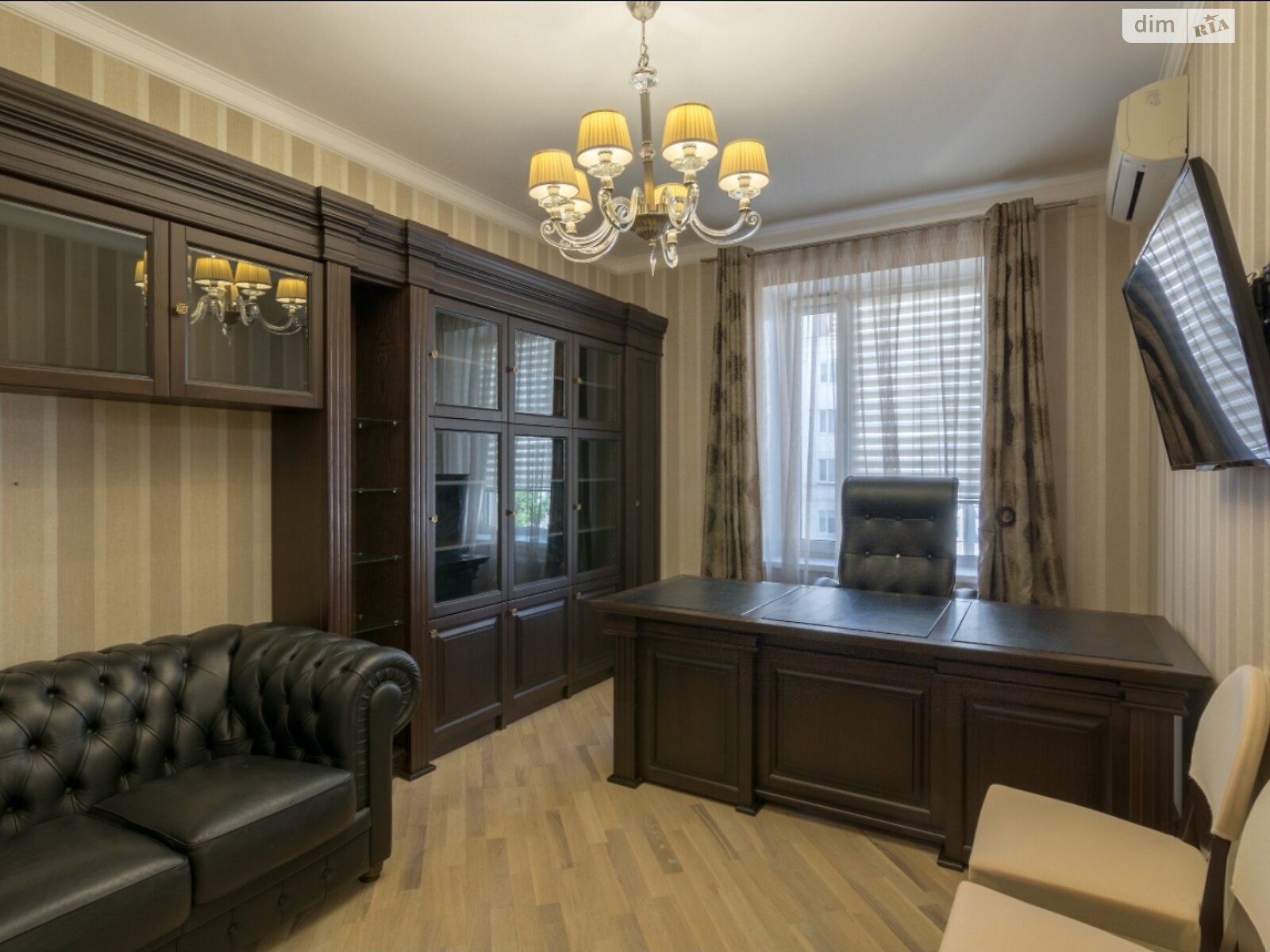 Продажа пятикомнатной квартиры в Харькове, на ул. Нескореных 32А, район 521-ый микрорайон фото 1 Продажа пятикомнатной квартиры в Харькове, на ул. Нескореных 32А, район 521-ый микрорайон фото 1