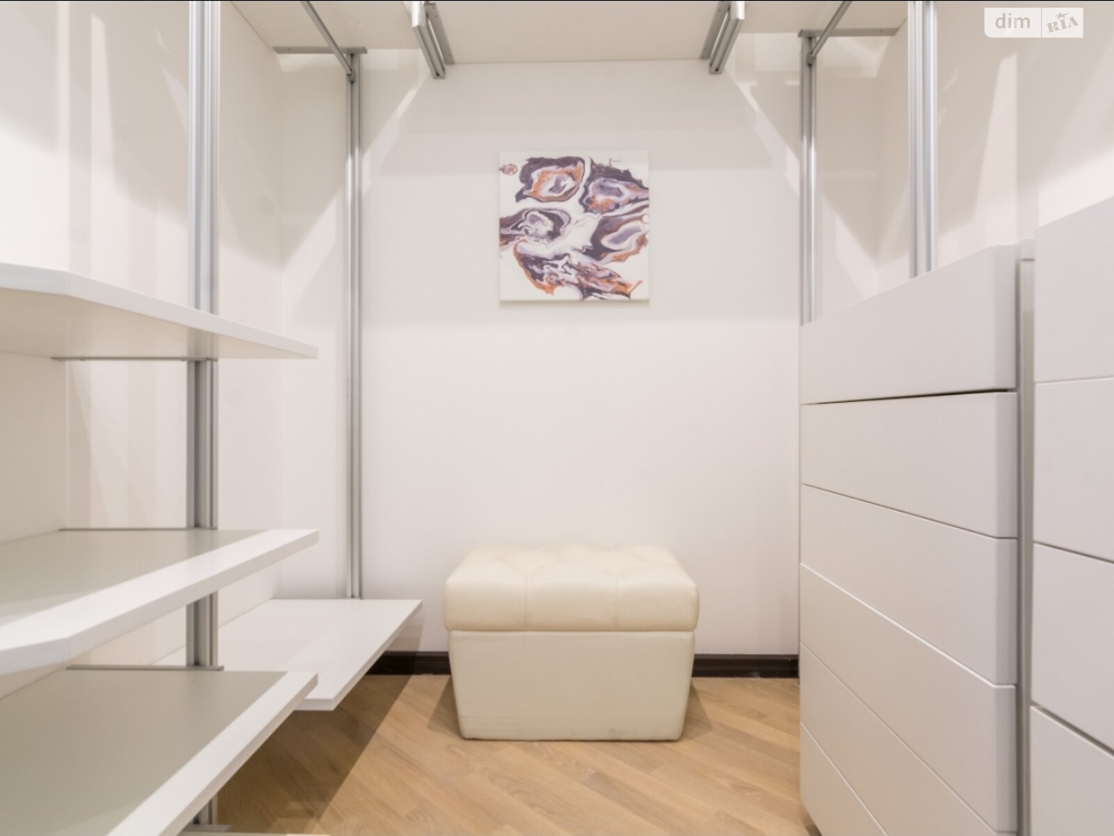 Продажа пятикомнатной квартиры в Харькове, на ул. Нескореных 32А, район 521-ый микрорайон фото 1 Продажа пятикомнатной квартиры в Харькове, на ул. Нескореных 32А, район 521-ый микрорайон фото 1