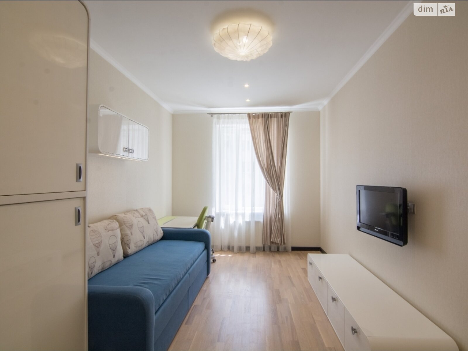 Продажа пятикомнатной квартиры в Харькове, на ул. Нескореных 32А, район 521-ый микрорайон фото 1 Продажа пятикомнатной квартиры в Харькове, на ул. Нескореных 32А, район 521-ый микрорайон фото 1