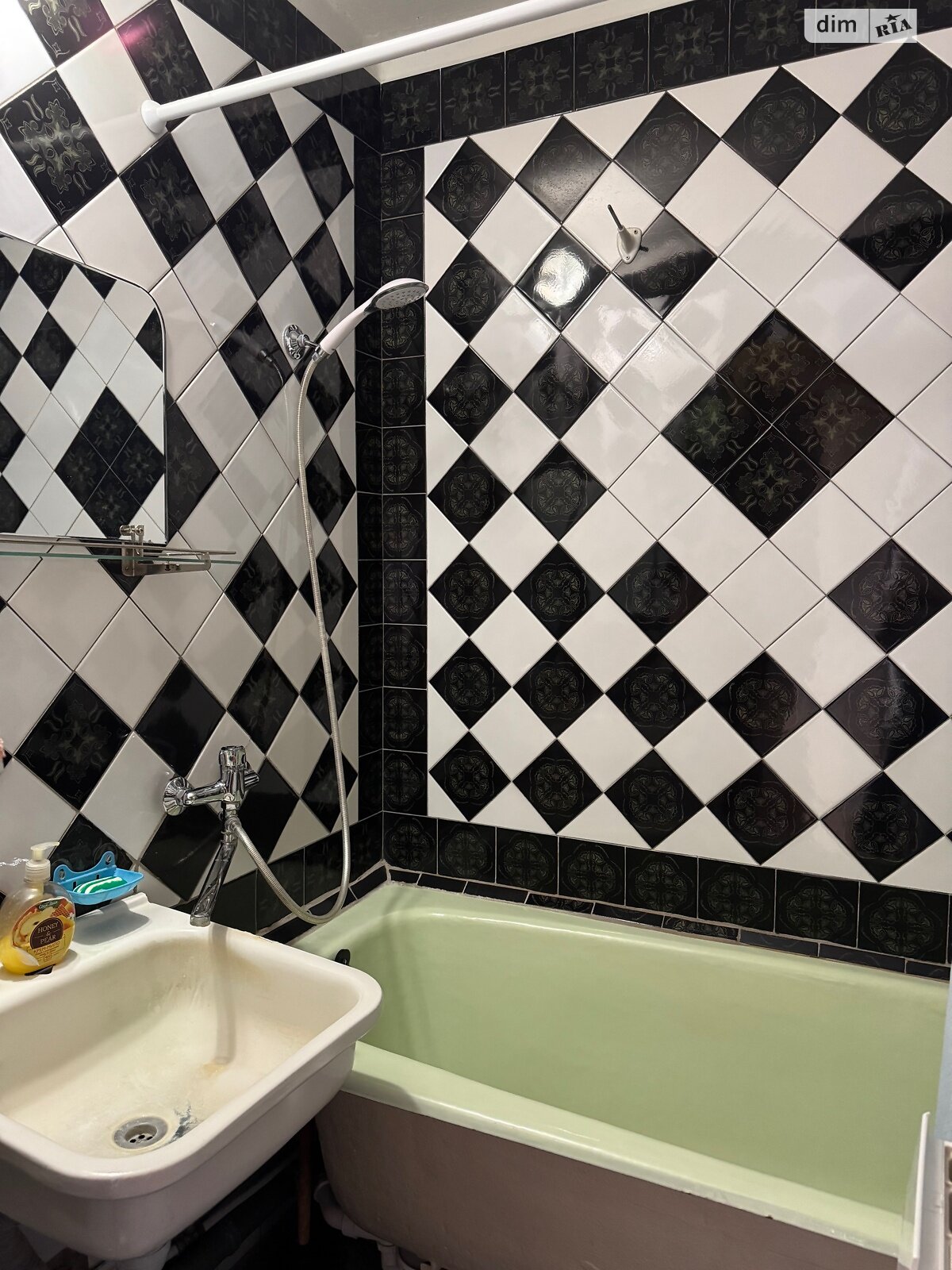 Продаж двокімнатної квартири в Харкові, на вул. Валентинівська, район 521-ий мікрорайон фото 1 Продаж двокімнатної квартири в Харкові, на вул. Валентинівська, район 521-ий мікрорайон фото 1