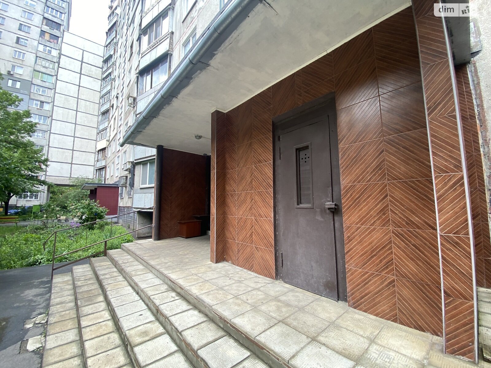 Продажа однокомнатной квартиры в Харькове, на ул. Академика Барабашова 38, район 522-ый микрорайон фото 1 Продажа однокомнатной квартиры в Харькове, на ул. Академика Барабашова 38, район 522-ый микрорайон фото 1
