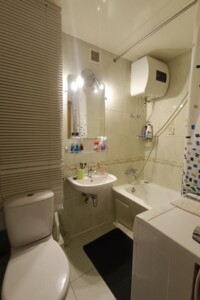 Продаж трикімнатної квартири в Харкові, на вул. Академіка Барабашова 38, район 522-ий мікрорайон фото 2