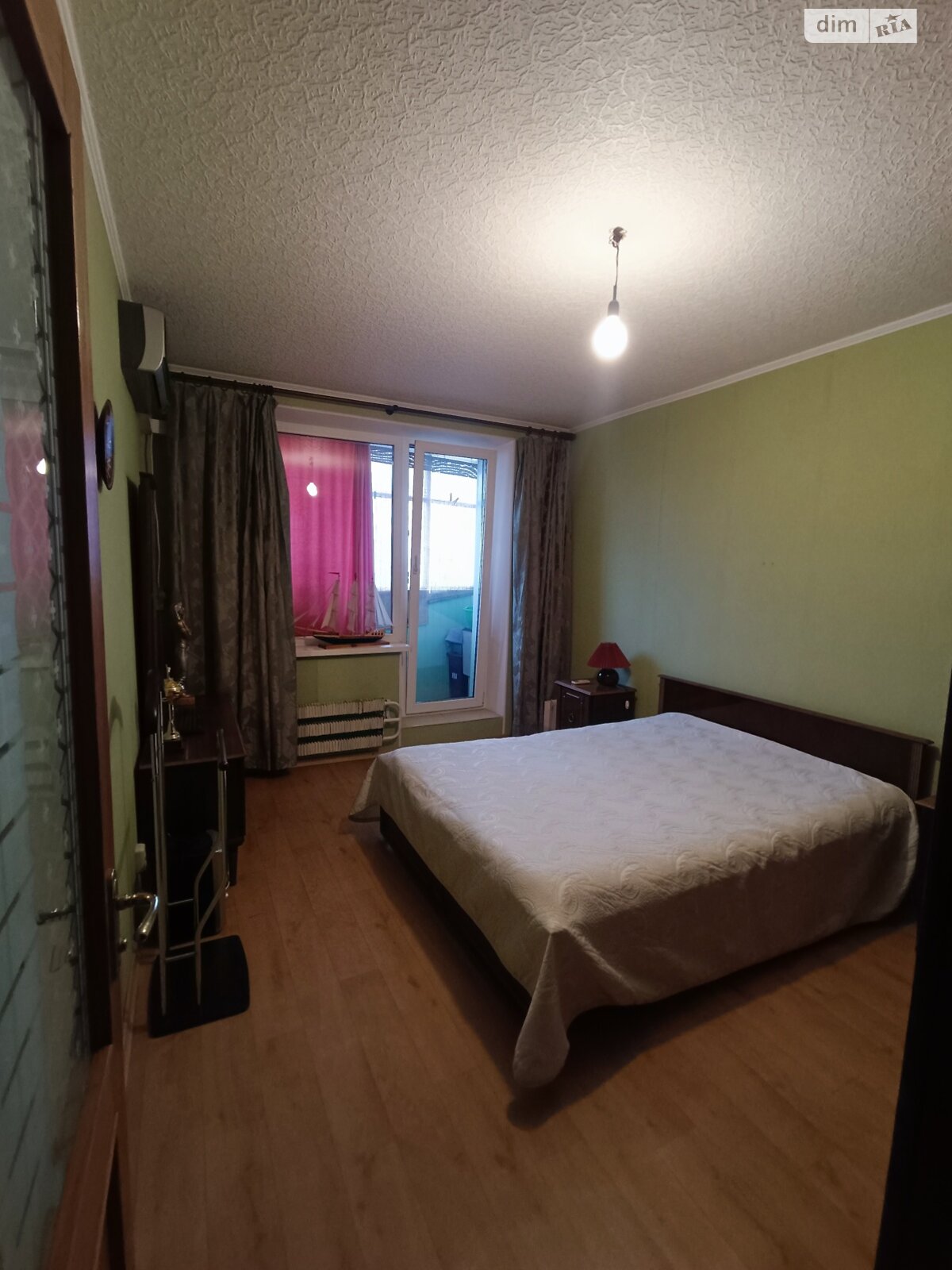Продаж трикімнатної квартири в Харкові, на вул. Академіка Барабашова 38, район 522-ий мікрорайон фото 1 Продаж трикімнатної квартири в Харкові, на вул. Академіка Барабашова 38, район 522-ий мікрорайон фото 1