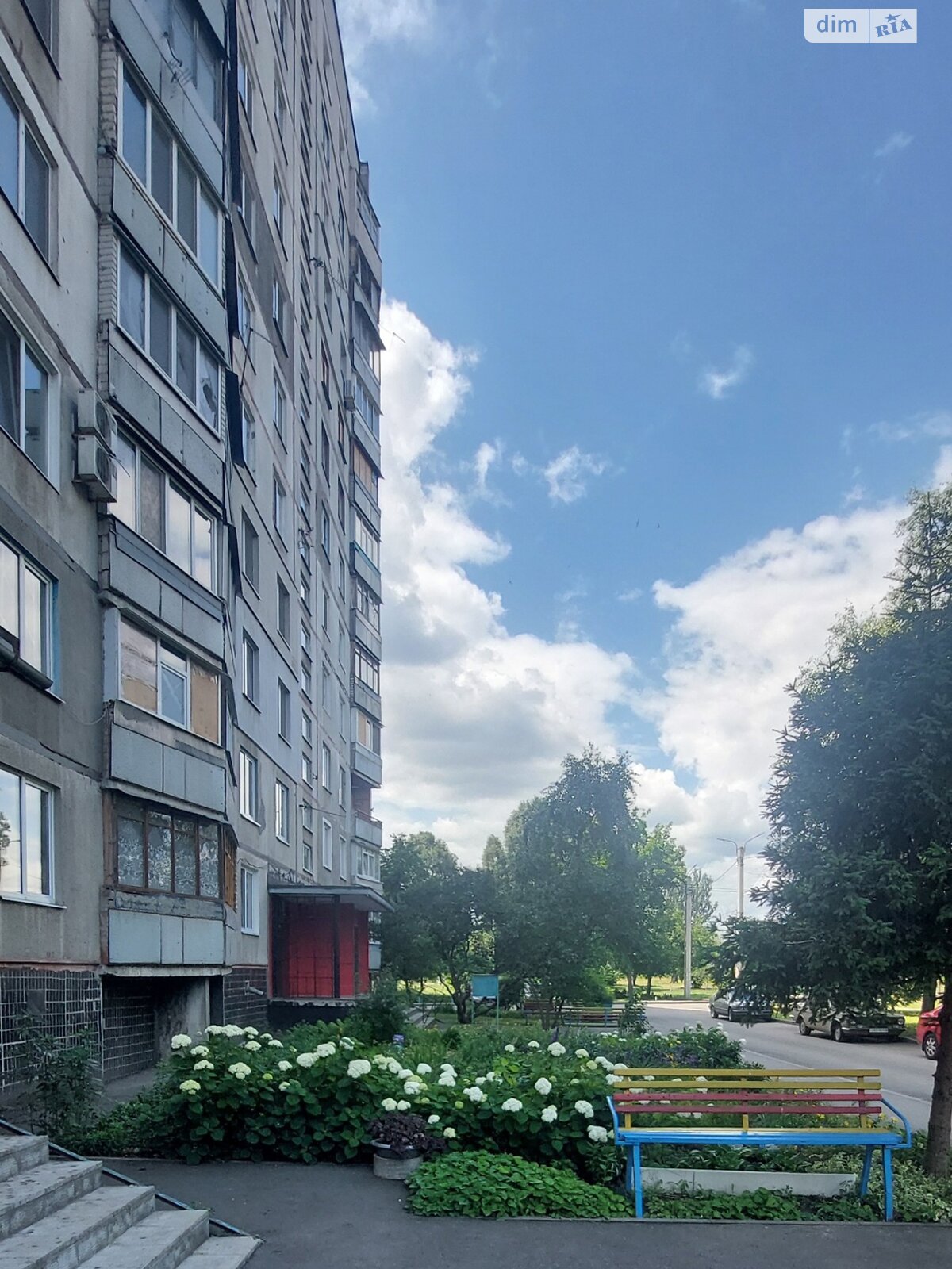 Продажа трехкомнатной квартиры в Харькове, на ул. Академика Барабашова 38, район 522-ый микрорайон фото 1