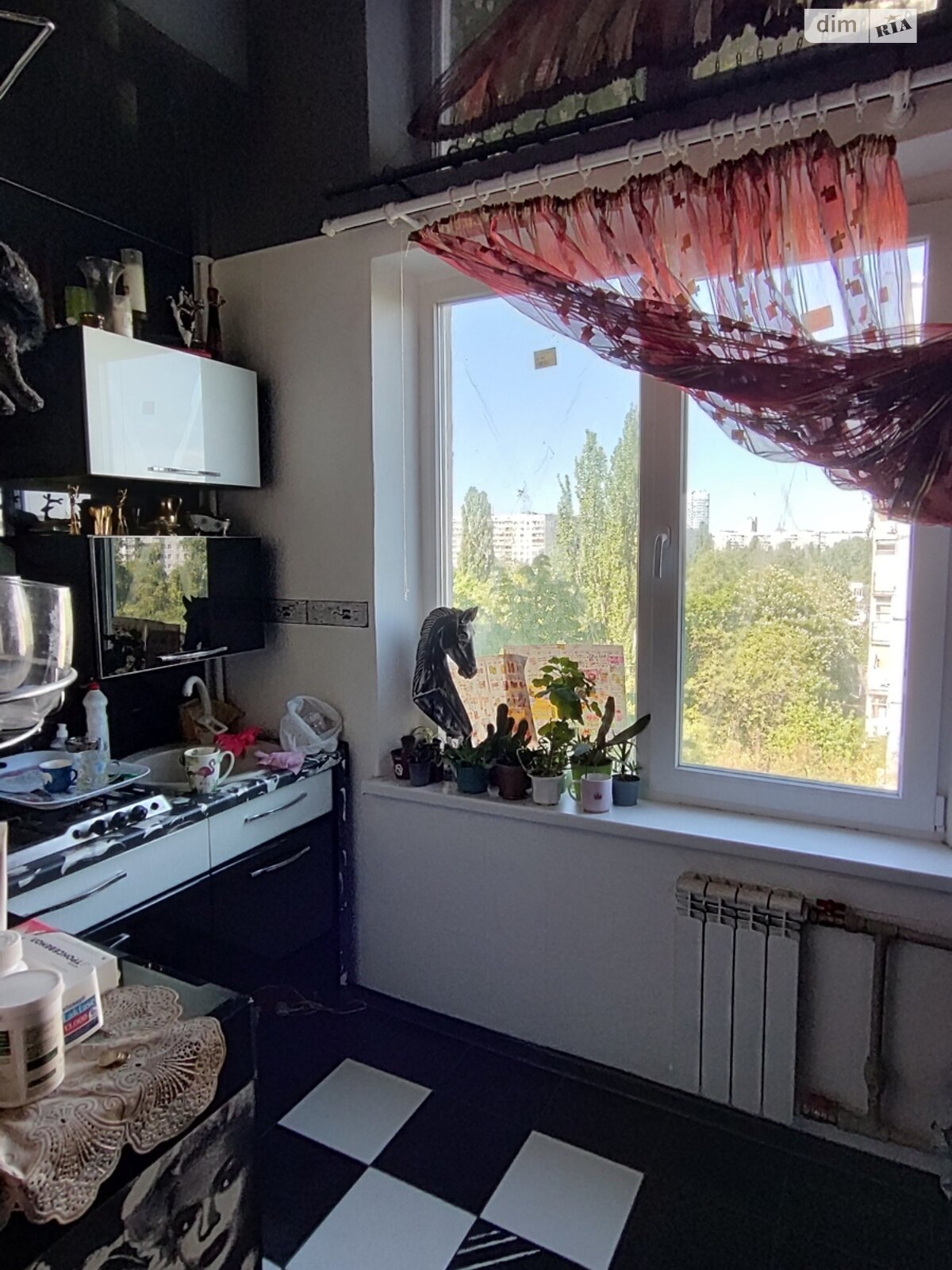 Продажа четырехкомнатной квартиры в Харькове, на ул. Академика Павлова 311, район 522-ый микрорайон фото 1 Продажа четырехкомнатной квартиры в Харькове, на ул. Академика Павлова 311, район 522-ый микрорайон фото 1