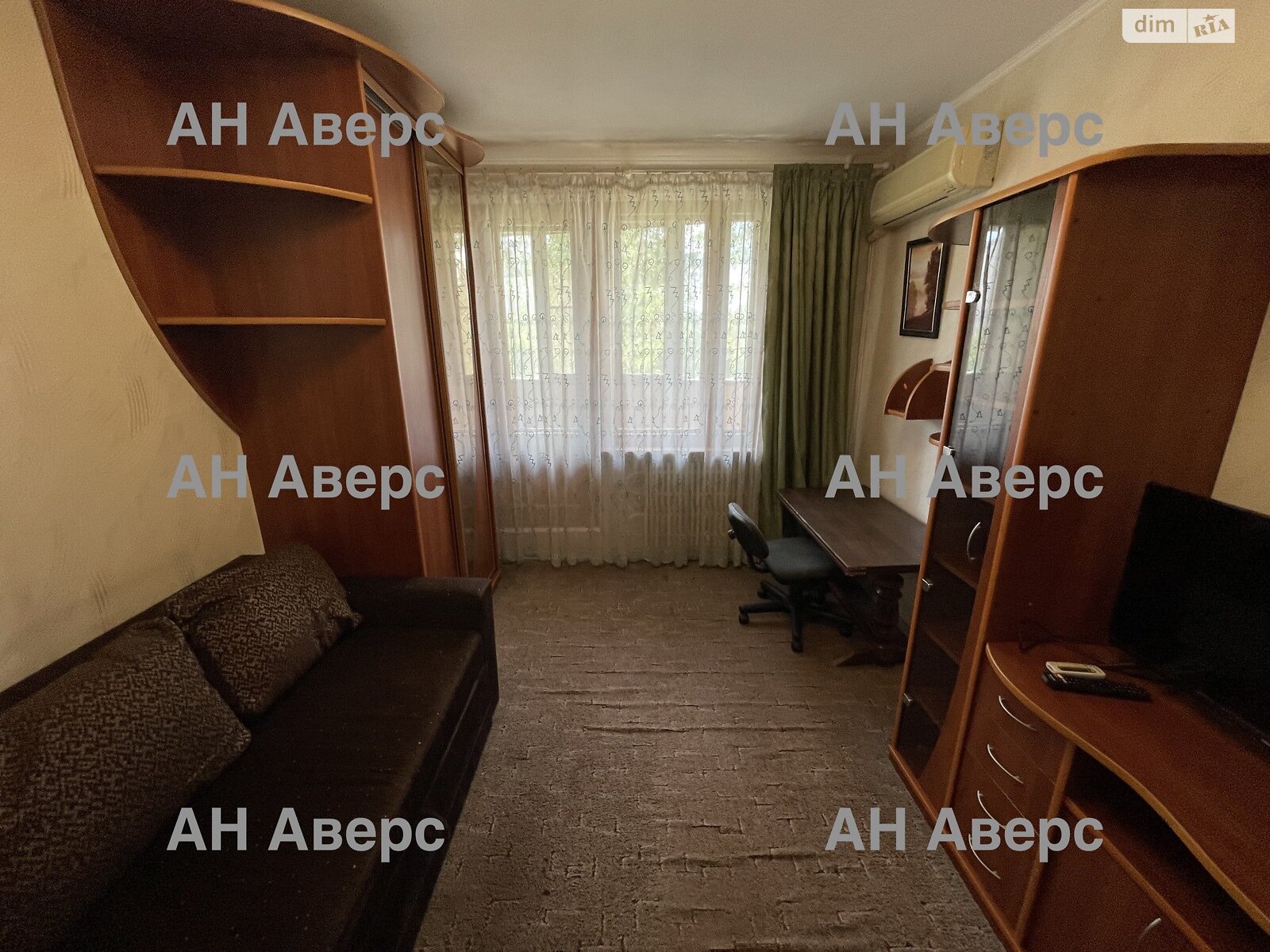 Продажа четырехкомнатной квартиры в Харькове, на ул. Академика Павлова 311, район 522-ый микрорайон фото 1 Продажа четырехкомнатной квартиры в Харькове, на ул. Академика Павлова 311, район 522-ый микрорайон фото 1