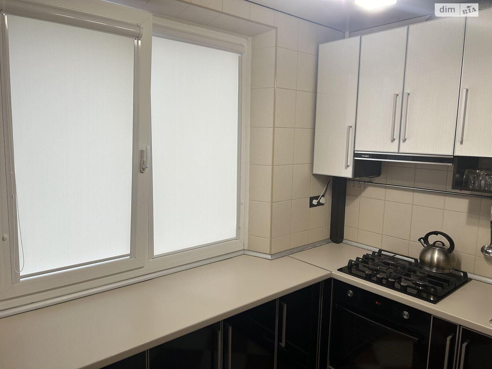 Продажа трехкомнатной квартиры в Харькове, на ул. Академика Павлова, район 522-ый микрорайон фото 1 Продажа трехкомнатной квартиры в Харькове, на ул. Академика Павлова, район 522-ый микрорайон фото 1