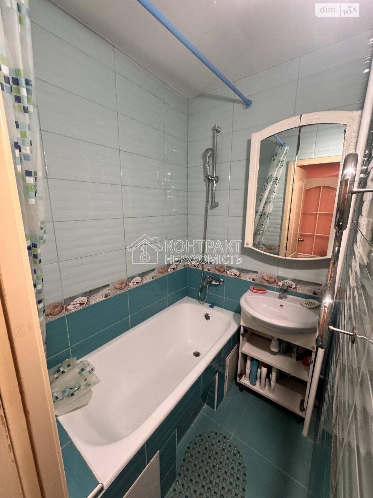 Продажа трехкомнатной квартиры в Харькове, на ул. Академика Павлова 319А, район 522-ый микрорайон фото 1 Продажа трехкомнатной квартиры в Харькове, на ул. Академика Павлова 319А, район 522-ый микрорайон фото 1