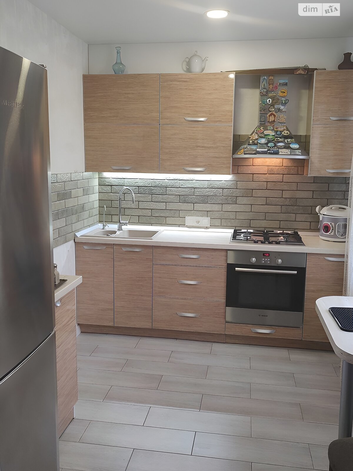 Продаж трикімнатної квартири в Харкові, на вул. Валентинівська, район 522-ий мікрорайон фото 1 Продаж трикімнатної квартири в Харкові, на вул. Валентинівська, район 522-ий мікрорайон фото 1