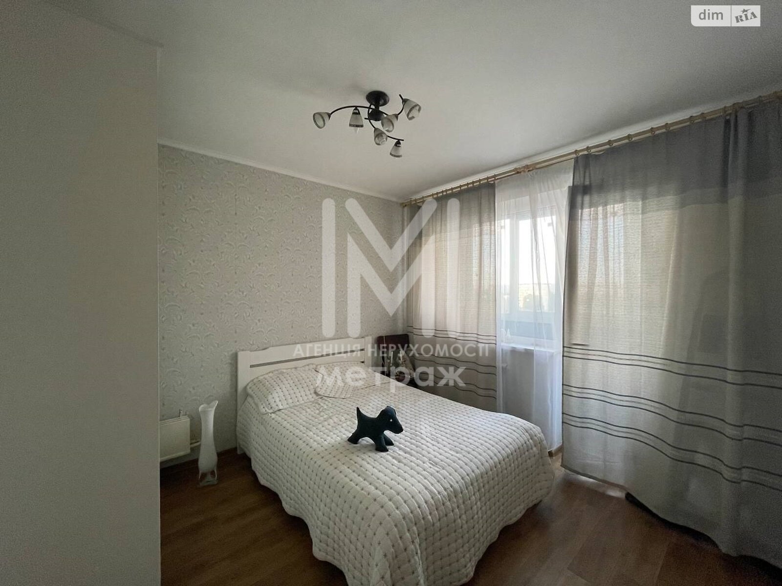 Продаж трикімнатної квартири в Харкові, на вул. Гарібальді 3А, район 522-ий мікрорайон фото 1