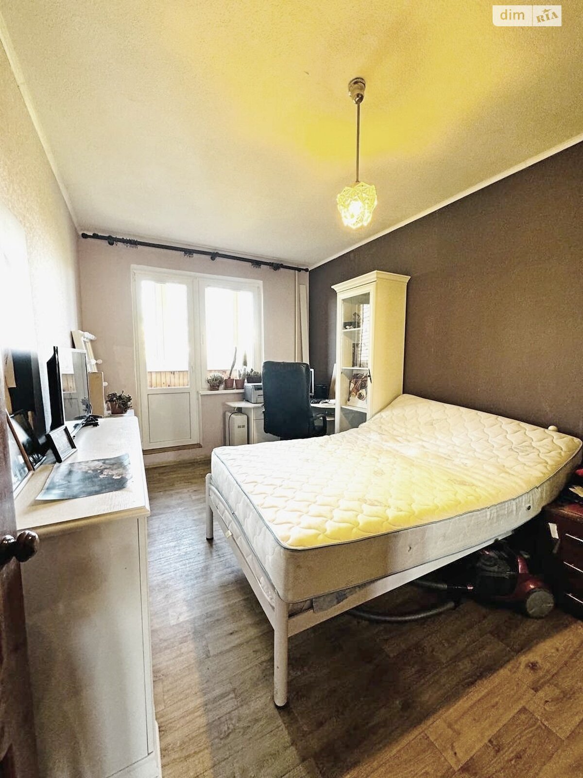 Продажа трехкомнатной квартиры в Харькове, на ул. Нескореных 12Г, район 522-ый микрорайон фото 1