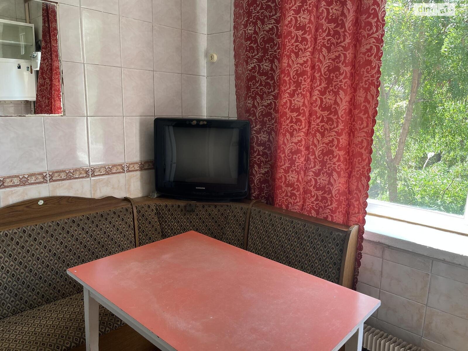 Продажа трехкомнатной квартиры в Харькове, на ул. Нескореных 20/321, район 522-ый микрорайон фото 1