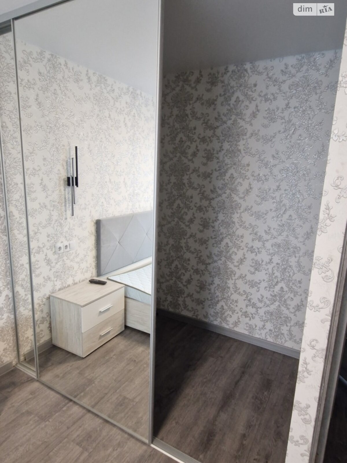 Продаж трикімнатної квартири в Харкові, на вул. Нескорених 12, район 522-ий мікрорайон фото 1 Продаж трикімнатної квартири в Харкові, на вул. Нескорених 12, район 522-ий мікрорайон фото 1