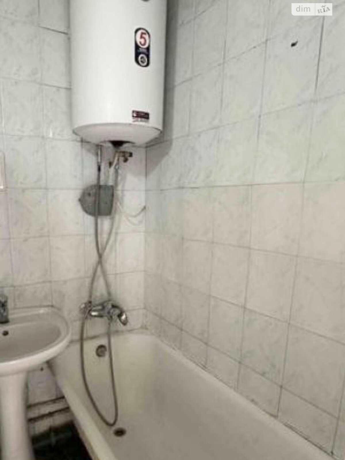 Продажа трехкомнатной квартиры в Харькове, на ул. Нескореных 4Б, район 522-ый микрорайон фото 1