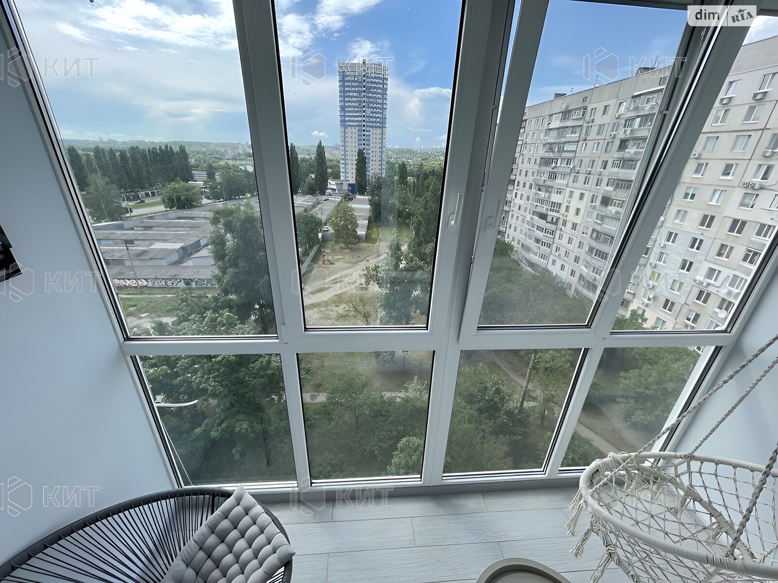 Продажа трехкомнатной квартиры в Харькове, на ул. Валентиновская 9, район 522-ый микрорайон фото 1 Продажа трехкомнатной квартиры в Харькове, на ул. Валентиновская 9, район 522-ый микрорайон фото 1