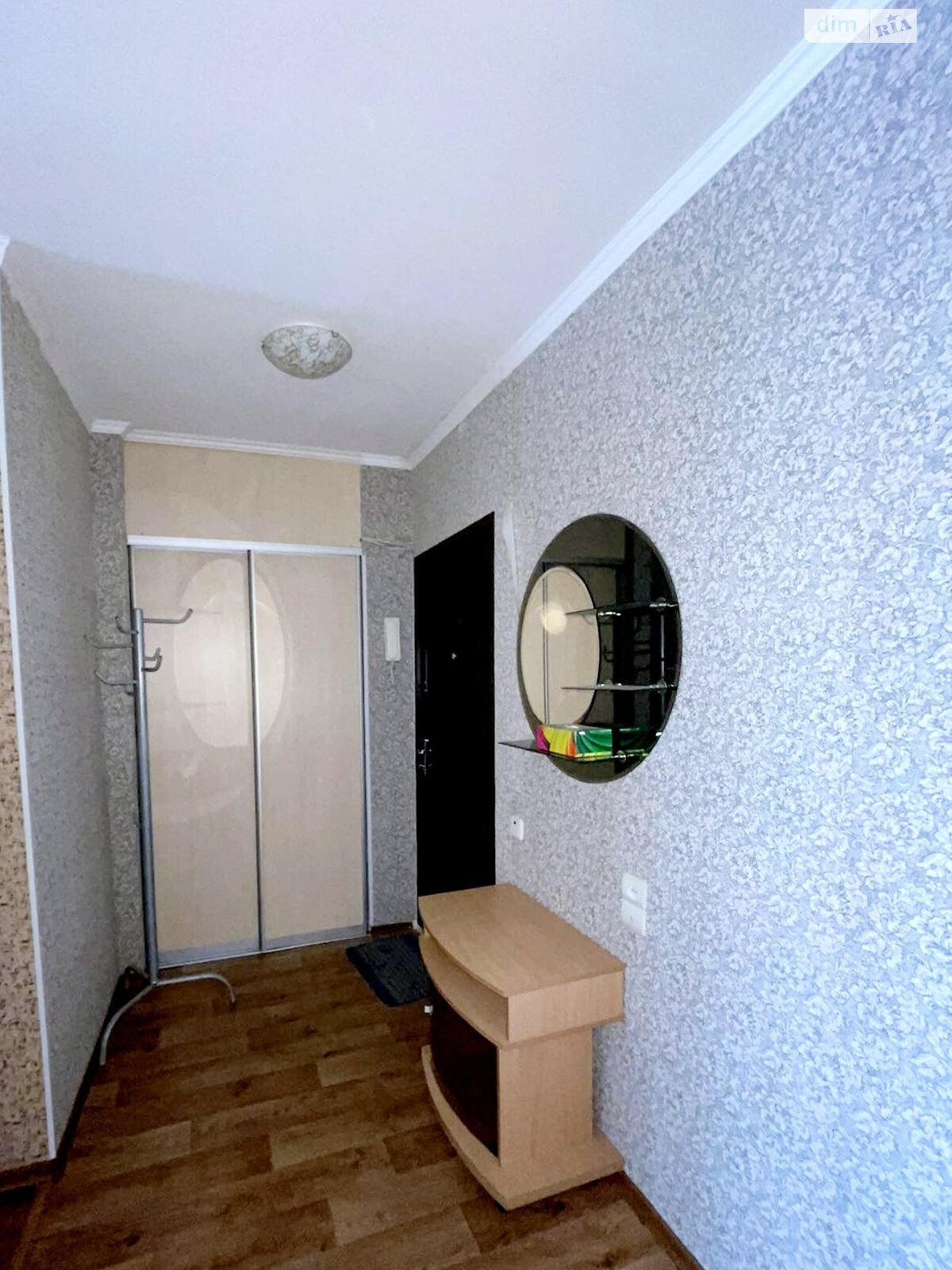 Продаж однокімнатної квартири в Харкові, на вул. Академіка Барабашова 42, район 522-ий мікрорайон фото 1