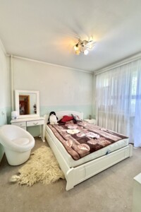 Продажа трехкомнатной квартиры в Харькове, на ул. Нескореных 31Б, район 531-ый микрорайон фото 2