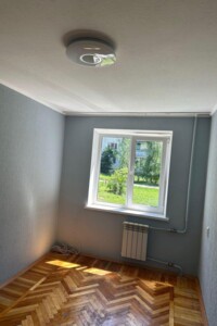 Продажа трехкомнатной квартиры в Харькове, на ул. Светлая, район 533-ый микрорайон фото 2