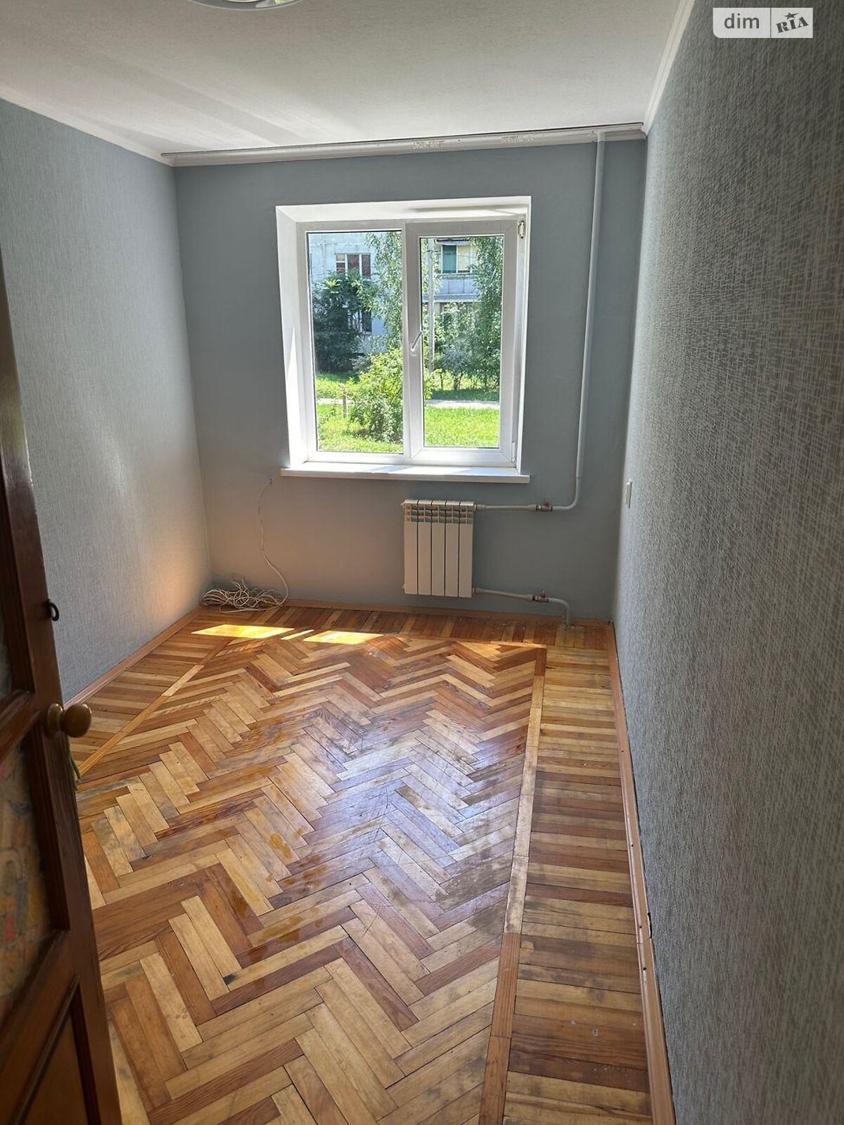 Продажа трехкомнатной квартиры в Харькове, на ул. Светлая, район 533-ый микрорайон фото 1 Продажа трехкомнатной квартиры в Харькове, на ул. Светлая, район 533-ый микрорайон фото 1