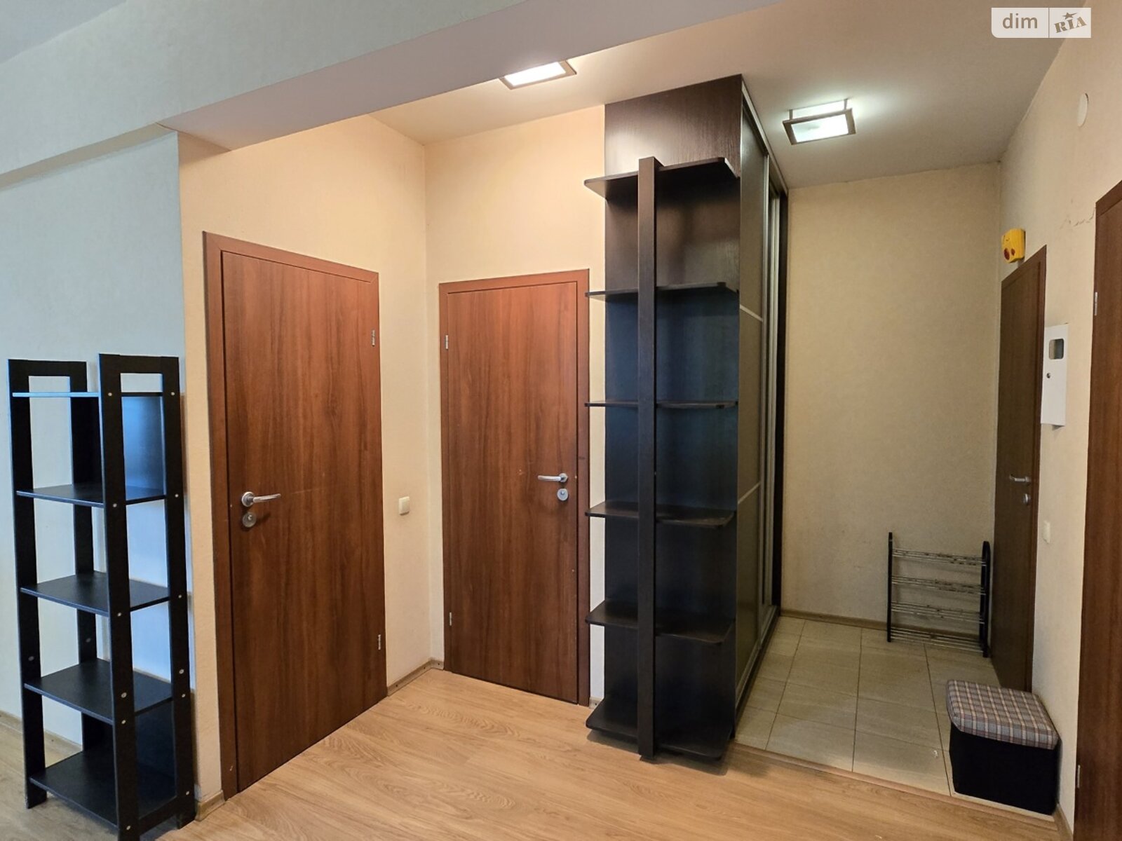 Продаж трикімнатної квартири в Харкові, на вул. Олексія Дерев'янка 56, кв. 11, район 6-ий мікрорайон фото 1 Продаж трикімнатної квартири в Харкові, на вул. Олексія Дерев'янка 56, кв. 11, район 6-ий мікрорайон фото 1