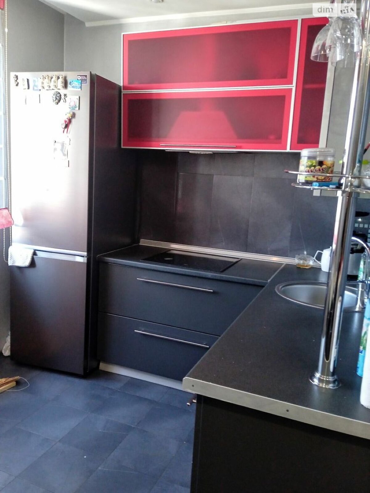 Продажа трехкомнатной квартиры в Харькове, на ул. Станислава Партали 50, район 6-ой микрорайон фото 1 Продажа трехкомнатной квартиры в Харькове, на ул. Станислава Партали 50, район 6-ой микрорайон фото 1