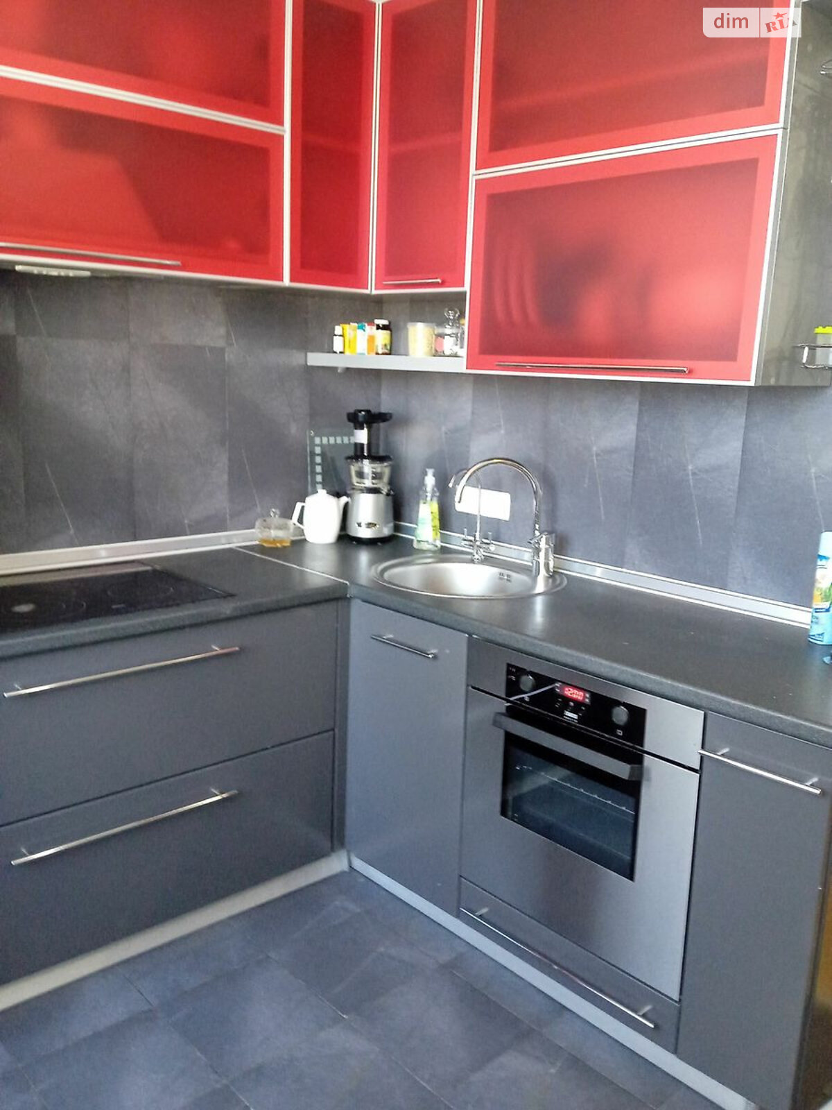 Продажа трехкомнатной квартиры в Харькове, на ул. Станислава Партали 50, район 6-ой микрорайон фото 1 Продажа трехкомнатной квартиры в Харькове, на ул. Станислава Партали 50, район 6-ой микрорайон фото 1