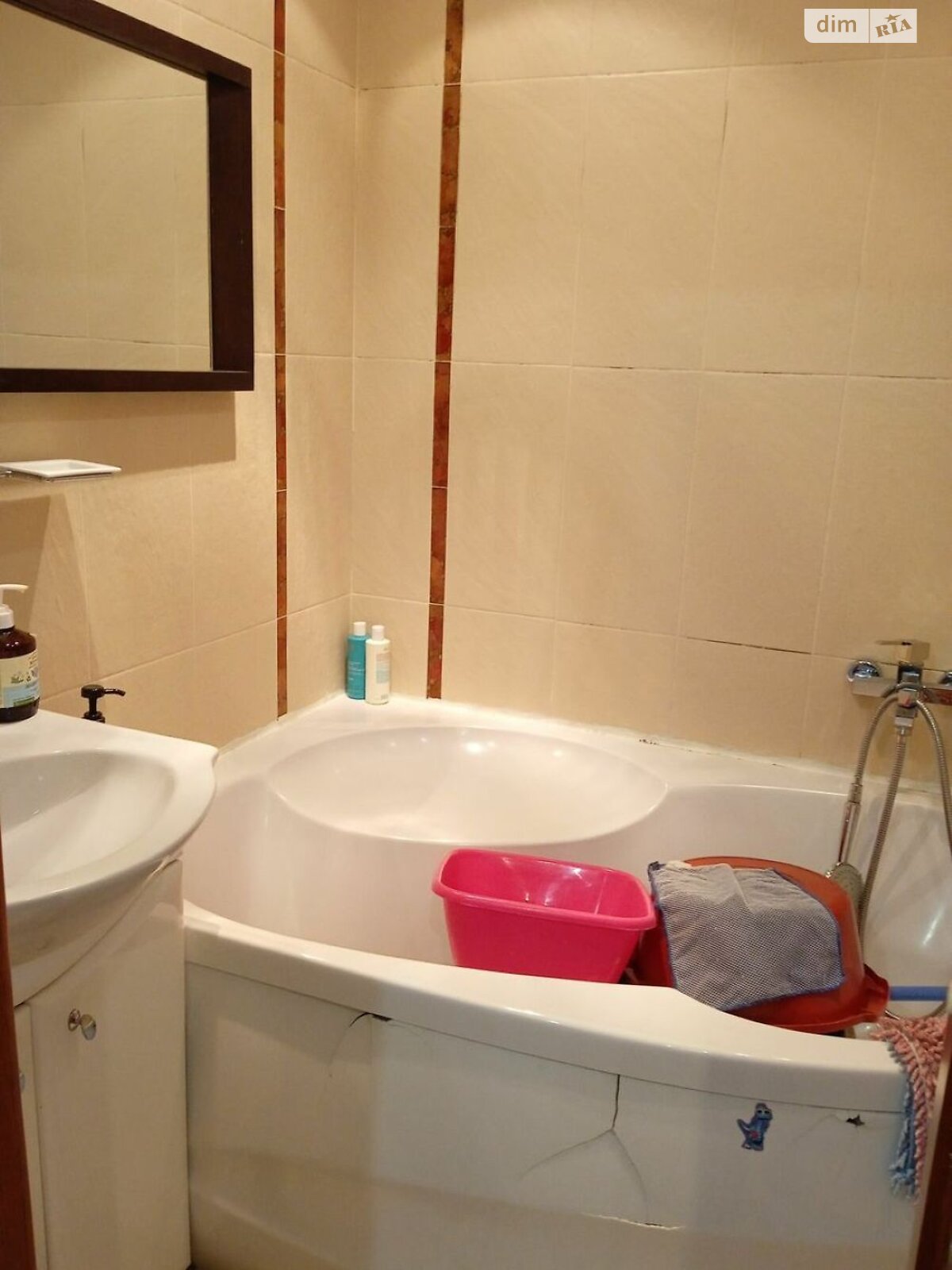 Продажа трехкомнатной квартиры в Харькове, на ул. Станислава Партали 50, район 6-ой микрорайон фото 1 Продажа трехкомнатной квартиры в Харькове, на ул. Станислава Партали 50, район 6-ой микрорайон фото 1