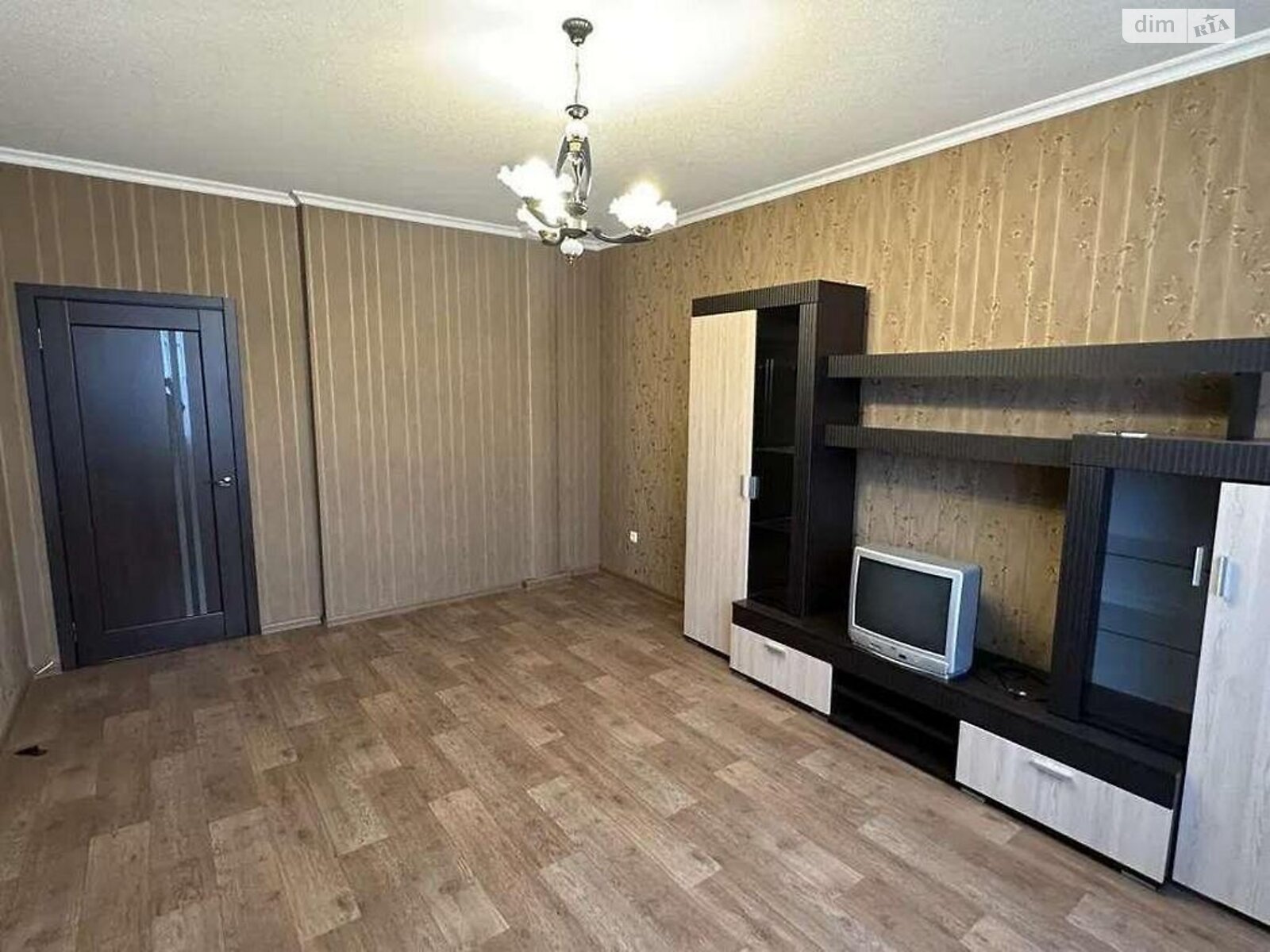 Продаж однокімнатної квартири в Харкові, на просп. Ювілейний 61Д, район 603-ий мікрорайон фото 1