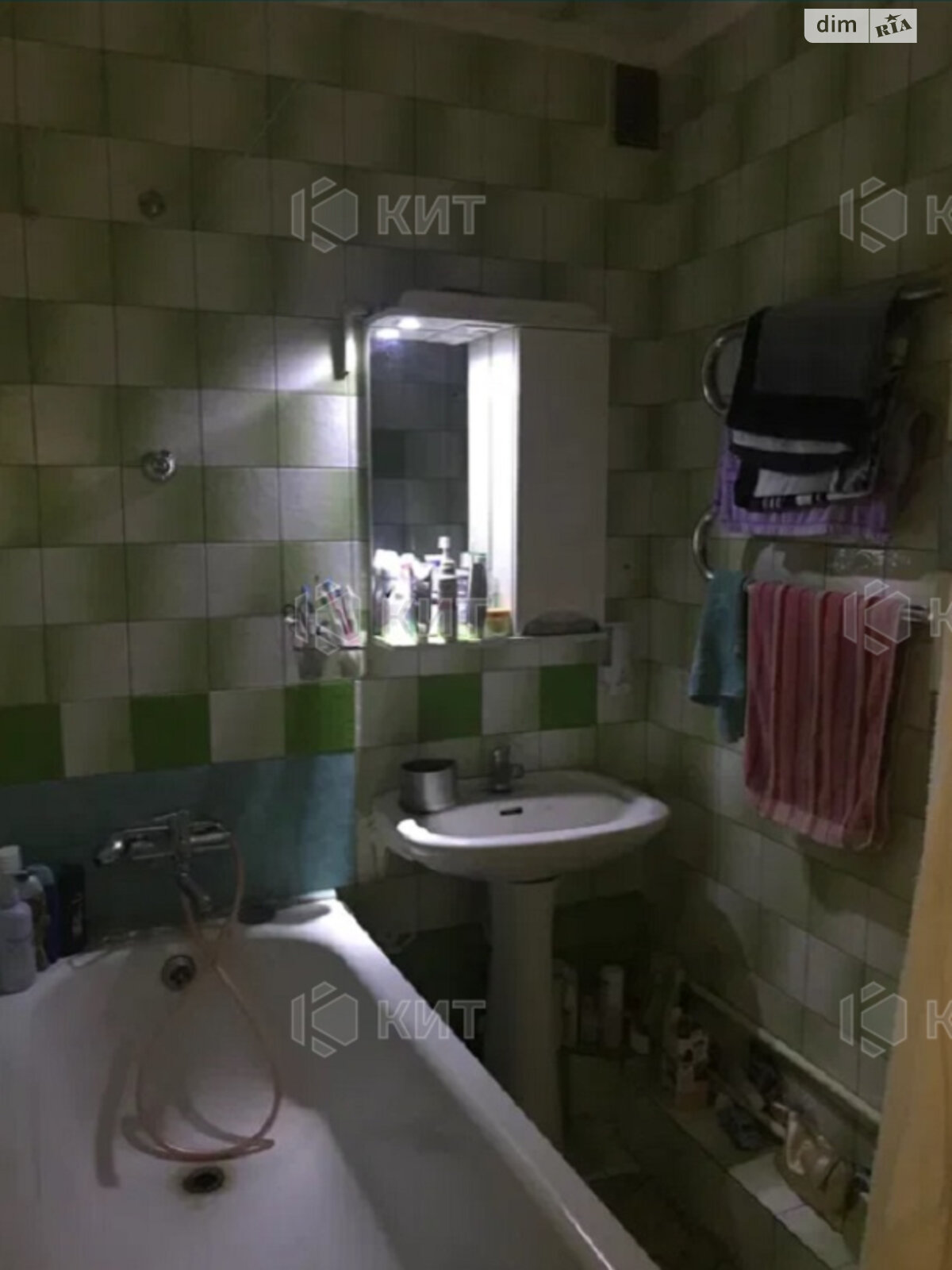 Продаж двокімнатної квартири в Харкові, на вул. Познанська 3, район 603-ий мікрорайон фото 1 Продаж двокімнатної квартири в Харкові, на вул. Познанська 3, район 603-ий мікрорайон фото 1