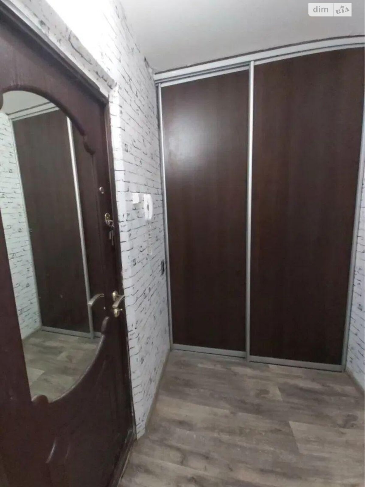 Продажа однокомнатной квартиры в Харькове, на просп. Тракторостроителей 114, район 603-ий микрорайон фото 1 Продажа однокомнатной квартиры в Харькове, на просп. Тракторостроителей 114, район 603-ий микрорайон фото 1