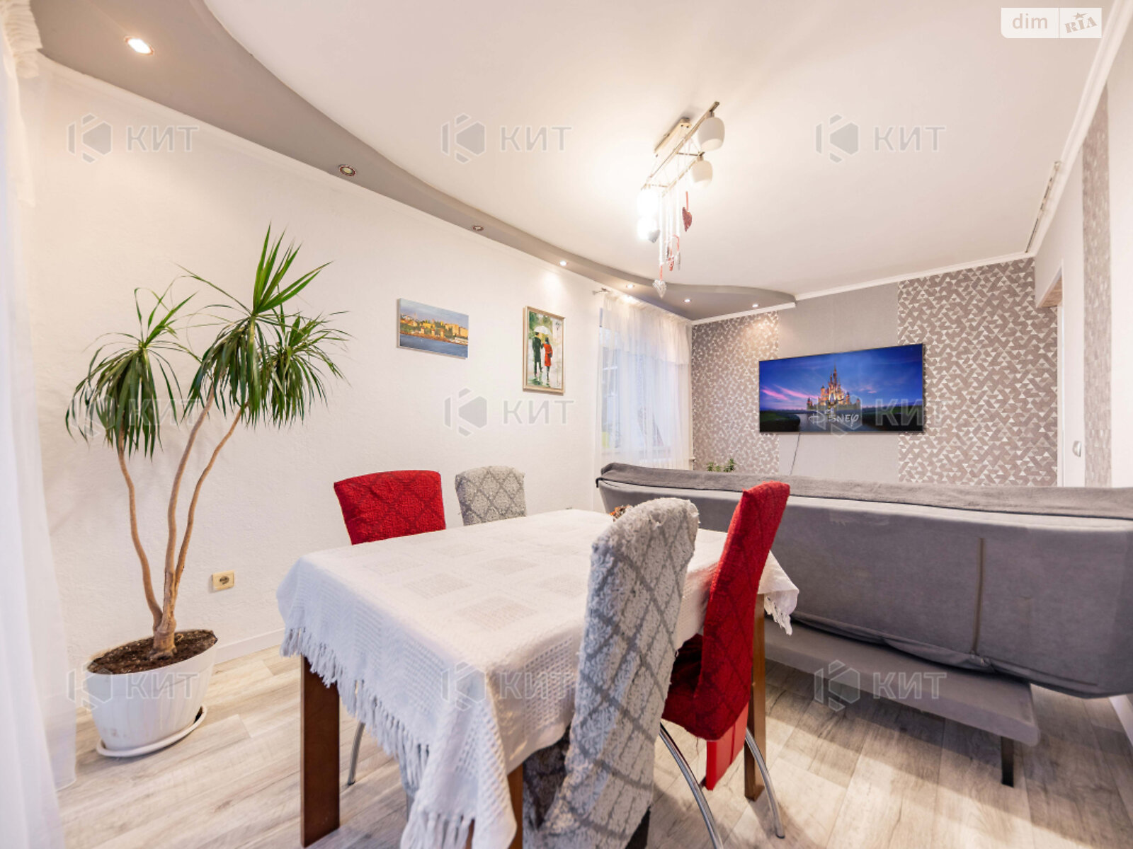 Продаж трикімнатної квартири в Харкові, на просп. Тракторобудівників 118Б, район 603-ий мікрорайон фото 1