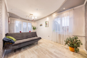 Продаж трикімнатної квартири в Харкові, на просп. Тракторобудівників 118Б, район 603-ий мікрорайон фото 2