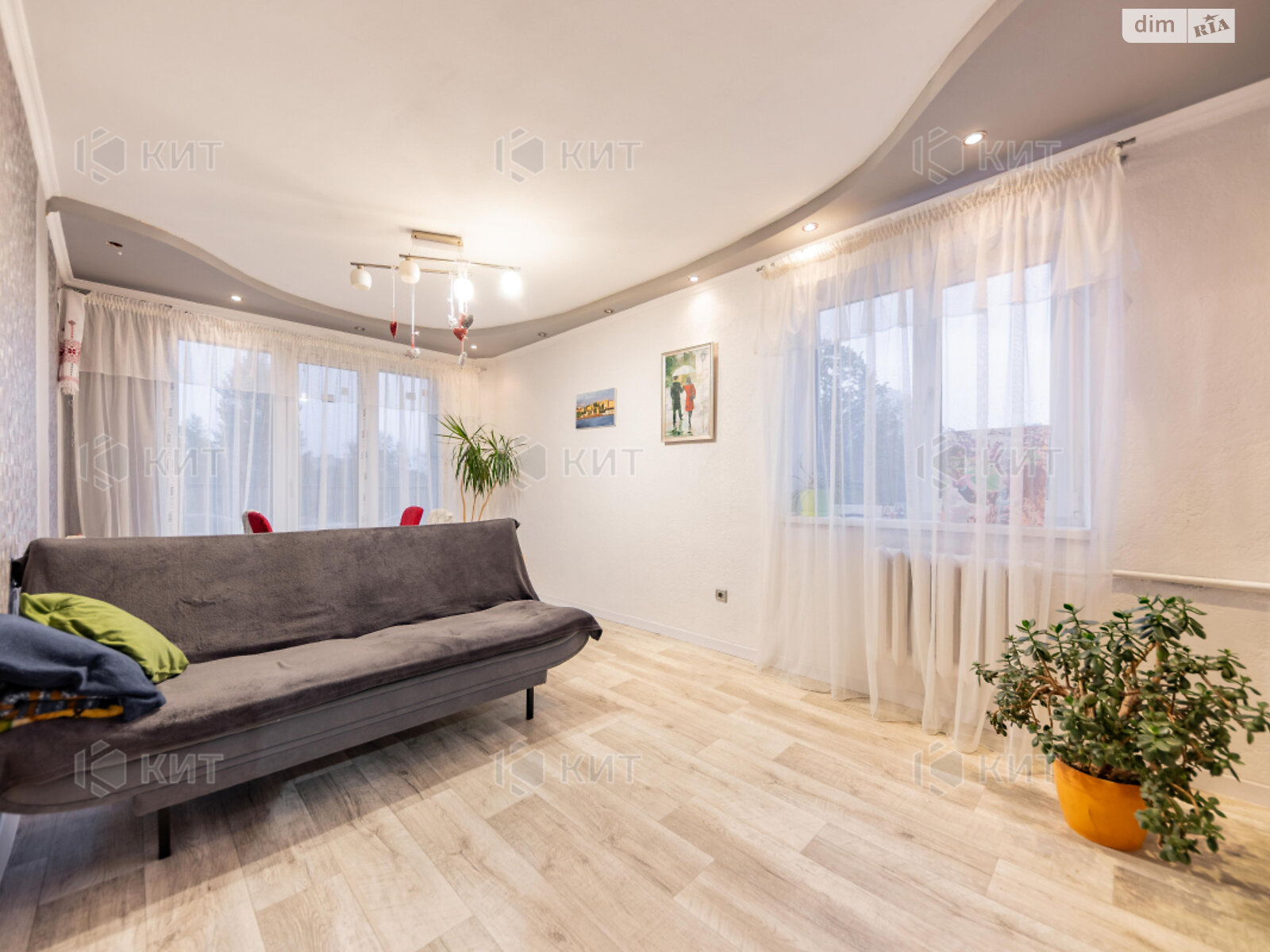 Продаж трикімнатної квартири в Харкові, на просп. Тракторобудівників 118Б, район 603-ий мікрорайон фото 1