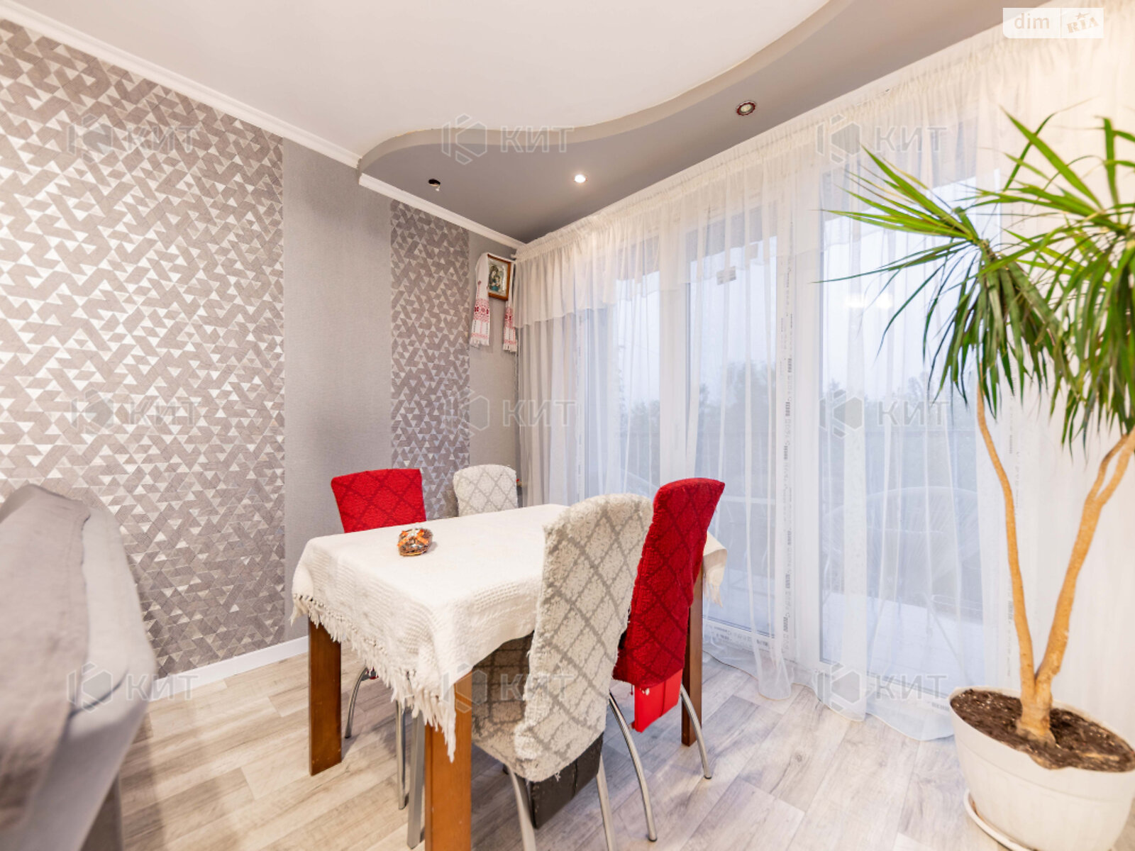 Продаж трикімнатної квартири в Харкові, на просп. Тракторобудівників 118Б, район 603-ий мікрорайон фото 1