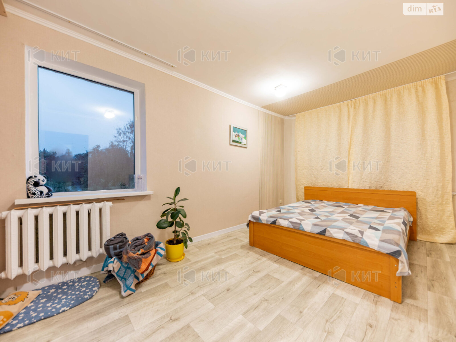 Продаж трикімнатної квартири в Харкові, на просп. Тракторобудівників 118Б, район 603-ий мікрорайон фото 1