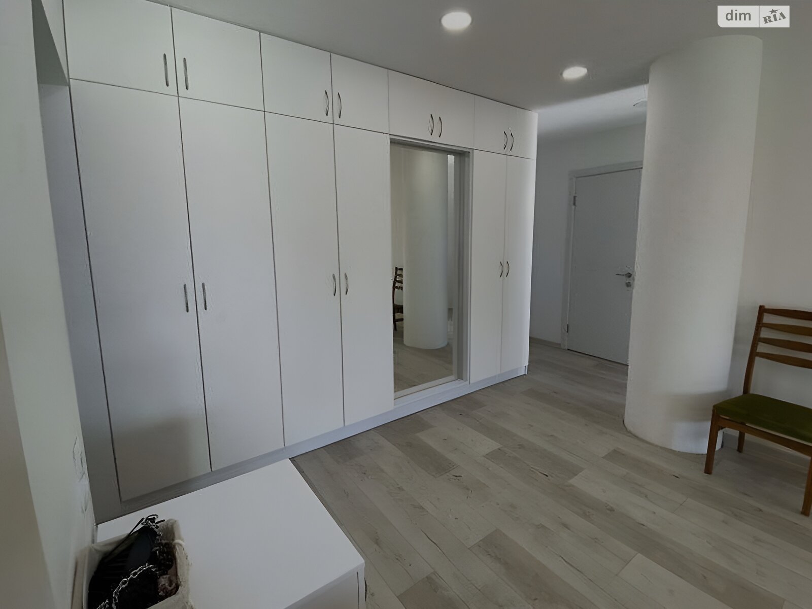 Продаж трикімнатної квартири в Харкові, на просп. Ювілейний 61Д, район 604-ий мікрорайон фото 1 Продаж трикімнатної квартири в Харкові, на просп. Ювілейний 61Д, район 604-ий мікрорайон фото 1