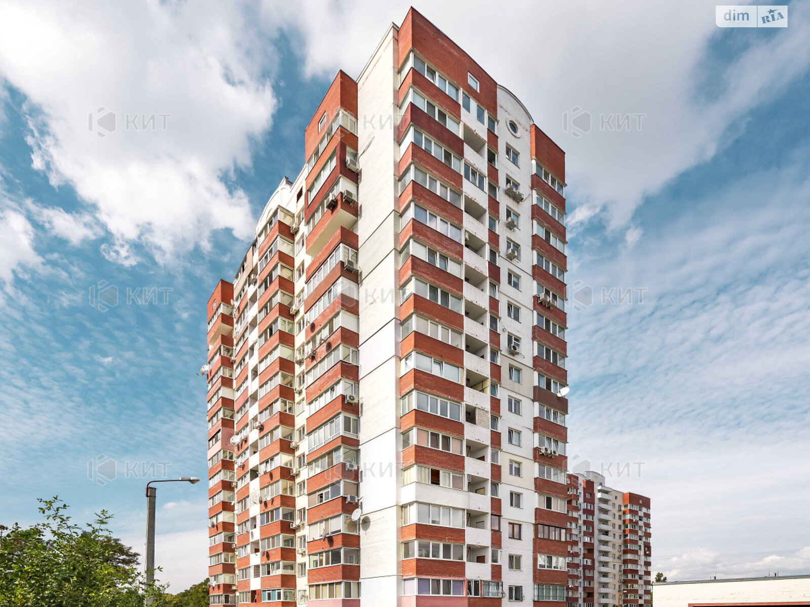 Продажа двухкомнатной квартиры в Харькове, на просп. Тракторостроителей 94В, район 604-ый микрорайон фото 1 Продажа двухкомнатной квартиры в Харькове, на просп. Тракторостроителей 94В, район 604-ый микрорайон фото 1