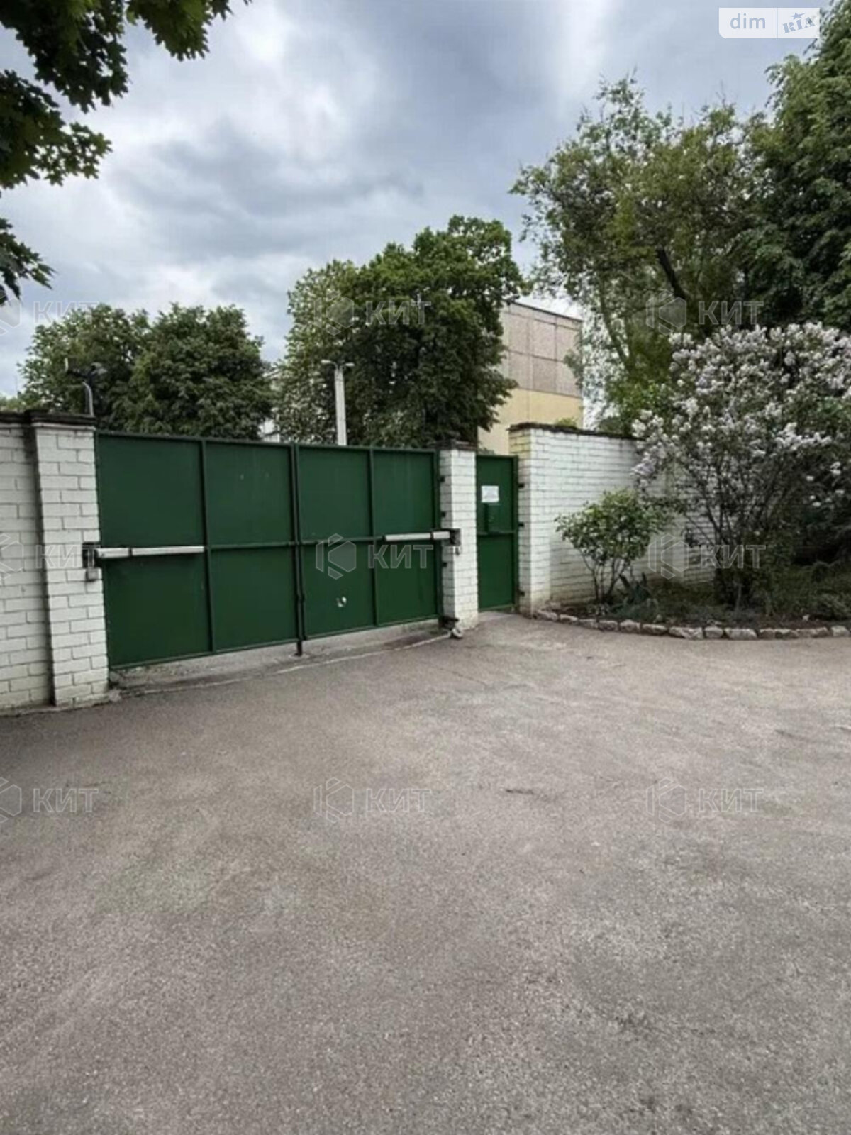 Продаж трикімнатної квартири в Харкові, на Юбилейный 50-летия ВЛКСМ 72В, район 604-ий мікрорайон фото 1 Продаж трикімнатної квартири в Харкові, на Юбилейный 50-летия ВЛКСМ 72В, район 604-ий мікрорайон фото 1